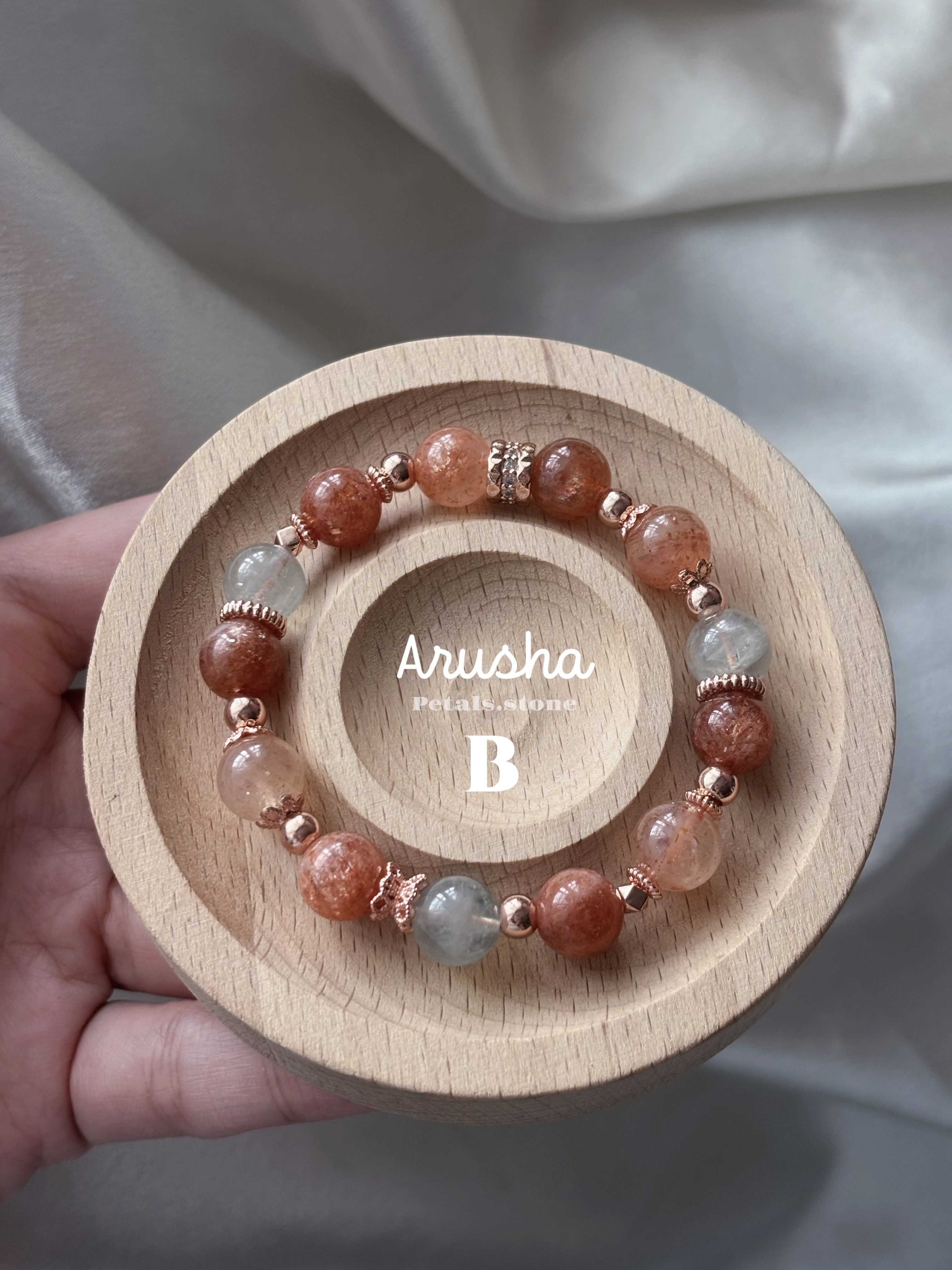 𝑨𝒓𝒖𝒔𝒉𝒂 阿魯沙✩‧₊