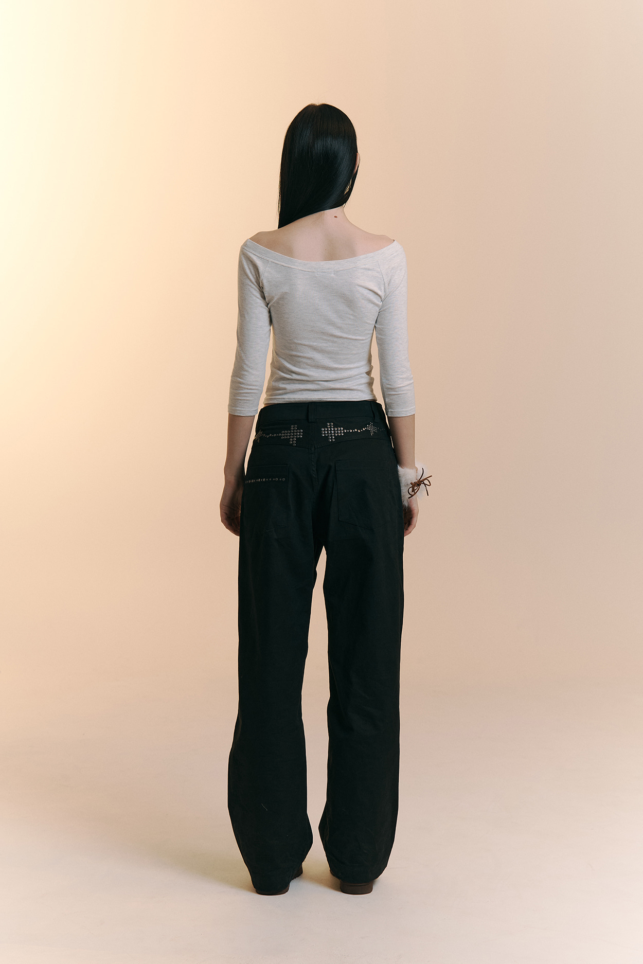 pleaseNOFOLLOW - Zed Off-Shoulder Long Sleeve Top (White Melange)