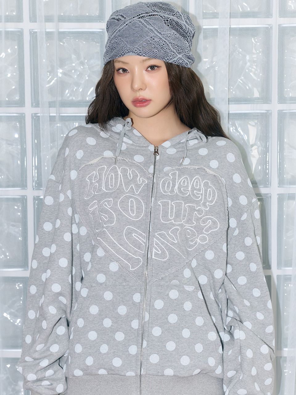 LOVE PATCH HOOD ZIPUP (GRAY)