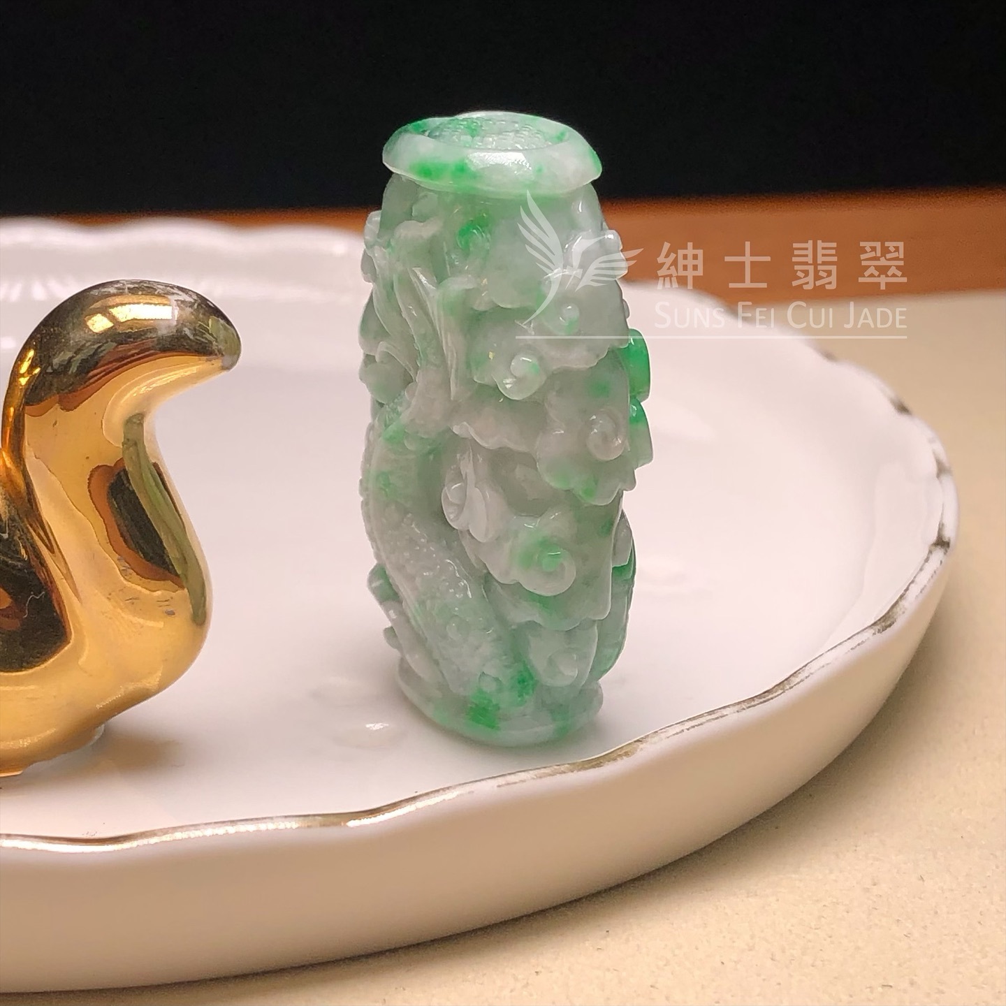 立體桶形龍吊墜