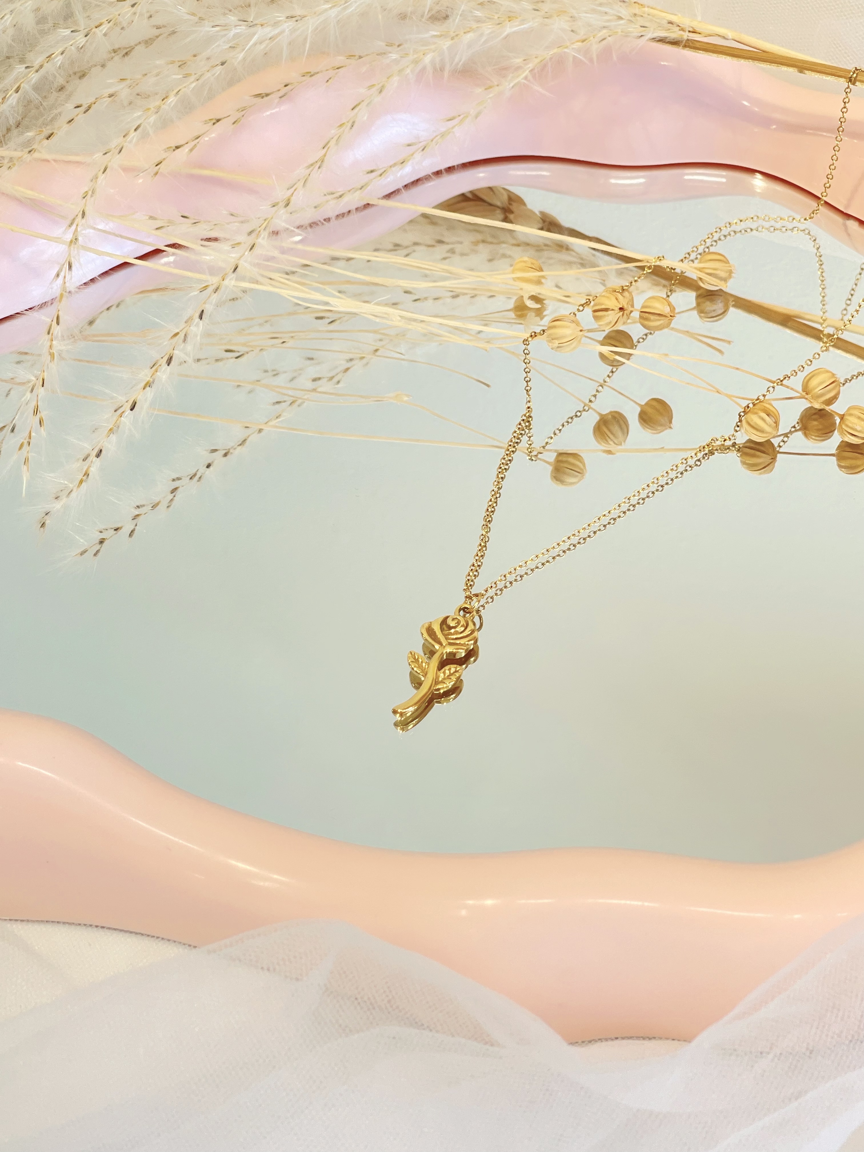 小众系列玫瑰花束钛钢项链