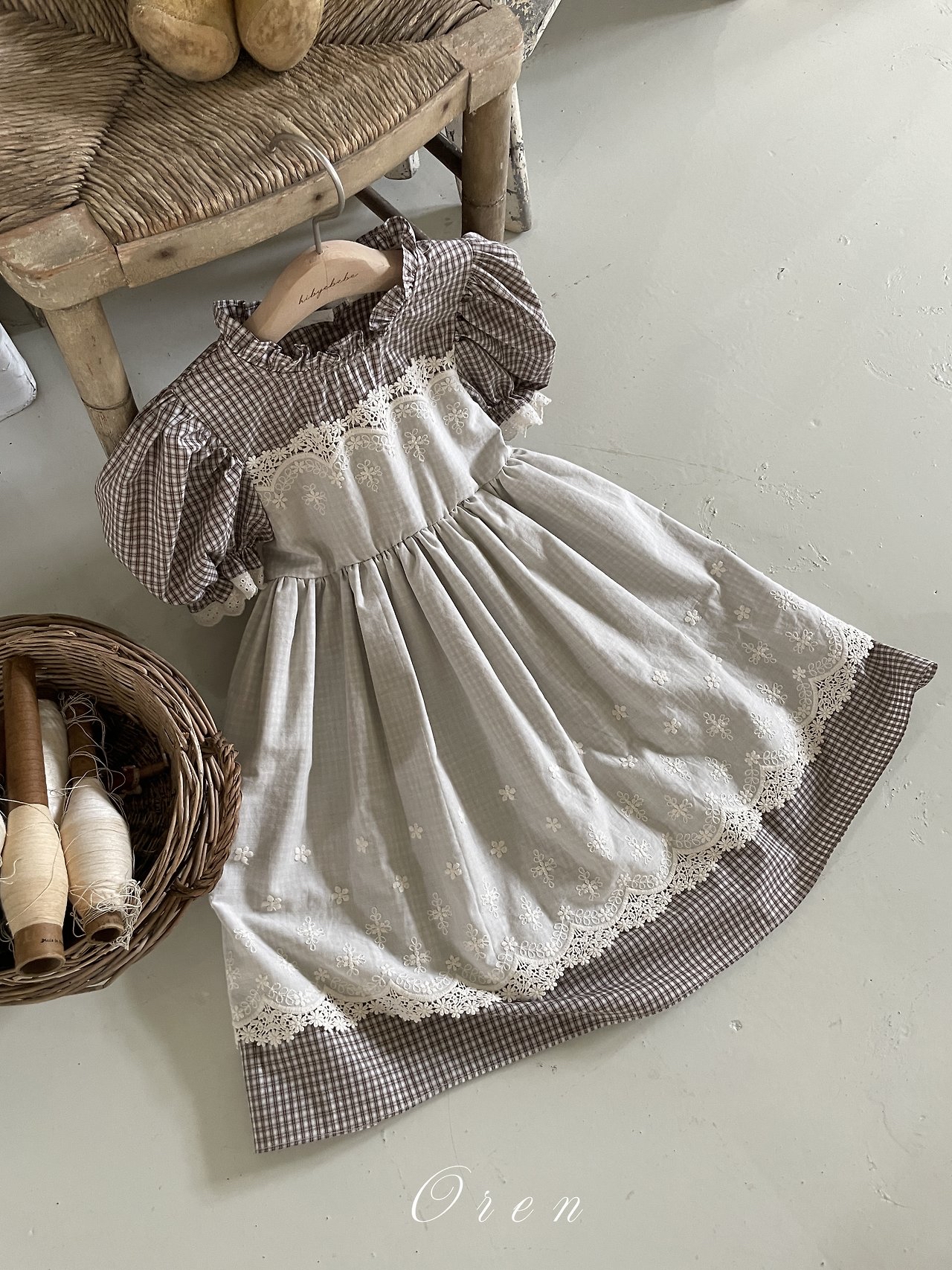 ☀️預訂 韓國直送☀️🇰🇷Oren Zegna蕾絲圍裙格紋短袖連身裙