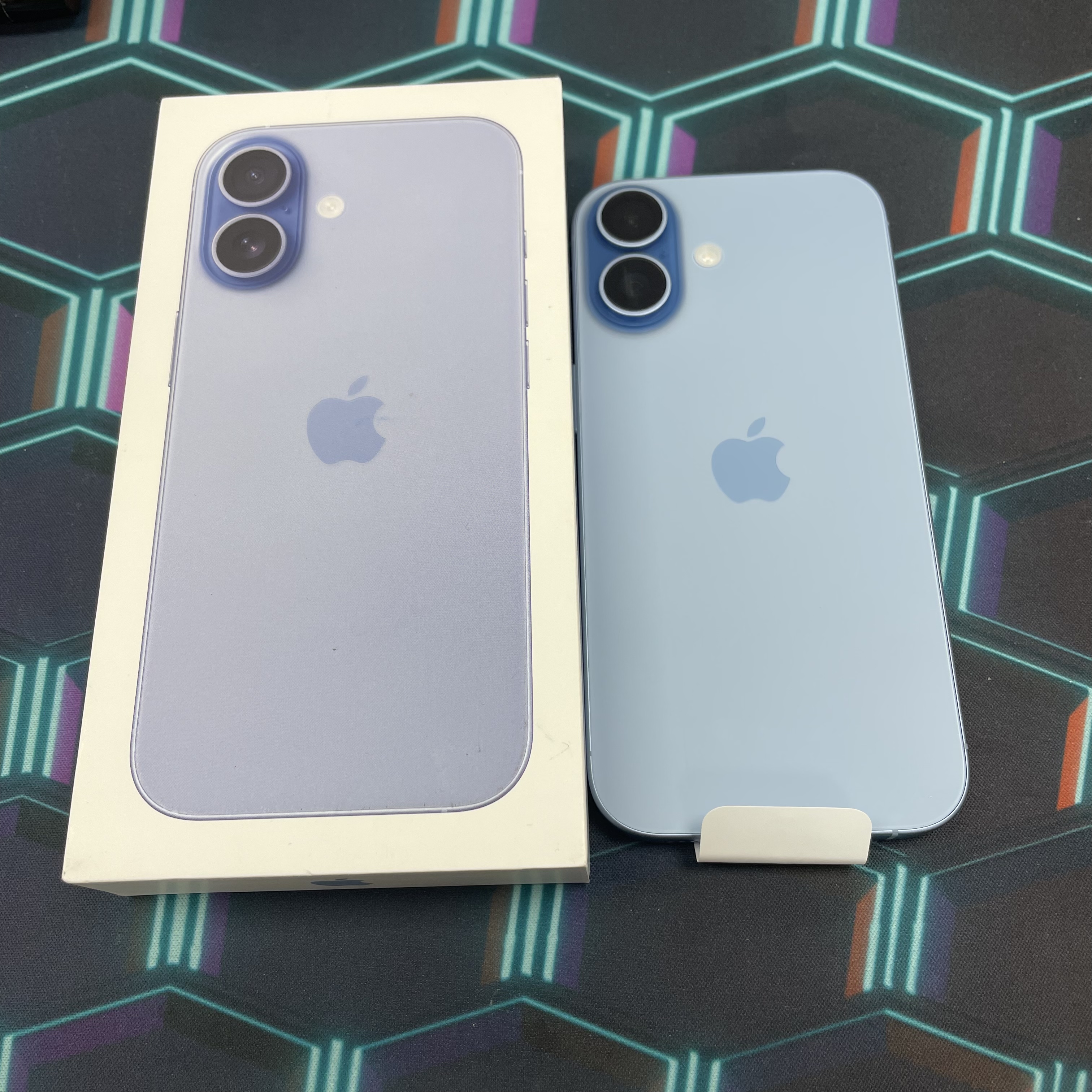 *6311 17 未使用品 256GB 電100 藍色 blue