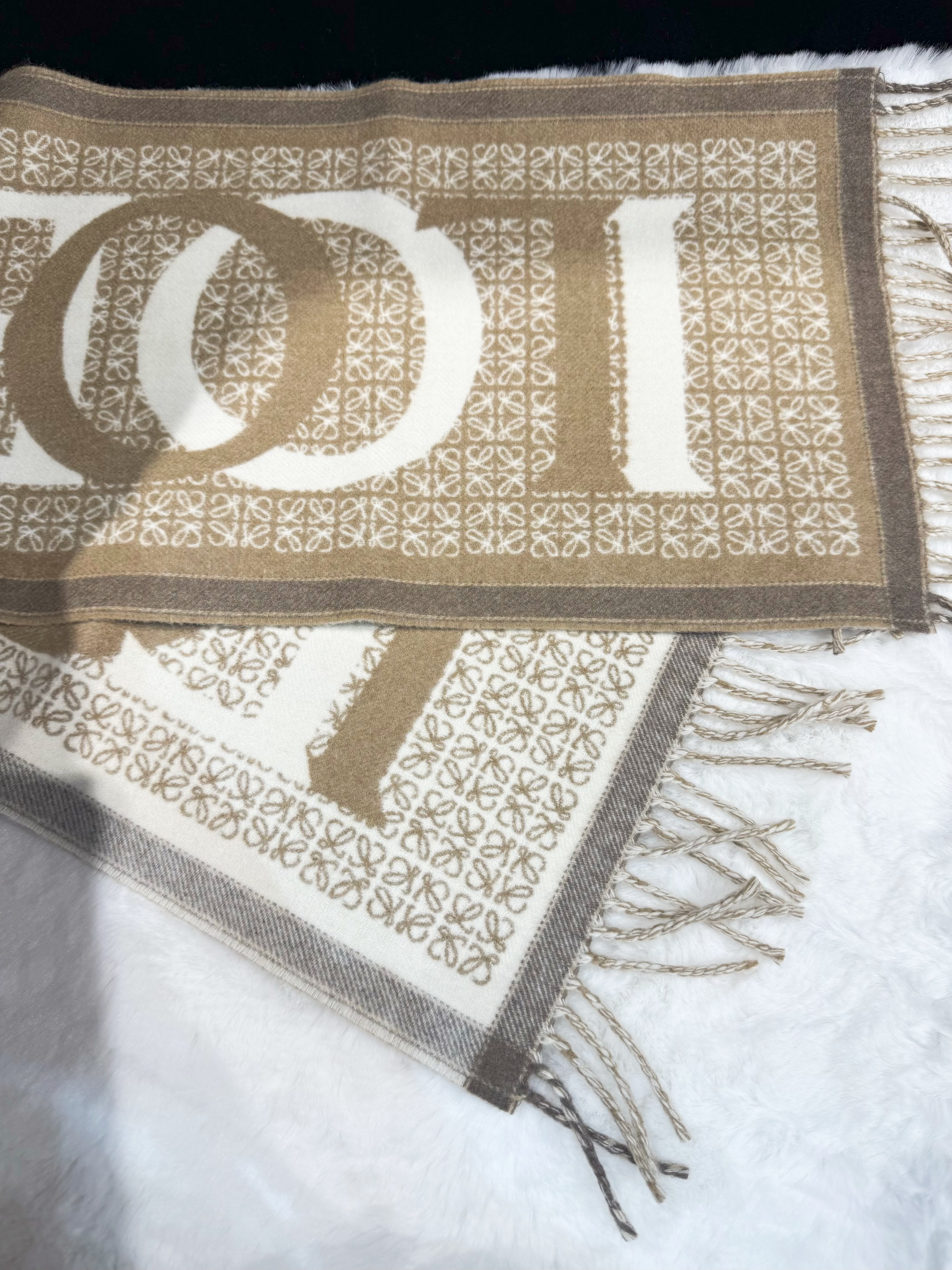 Loewe Love jacquard scarf beige