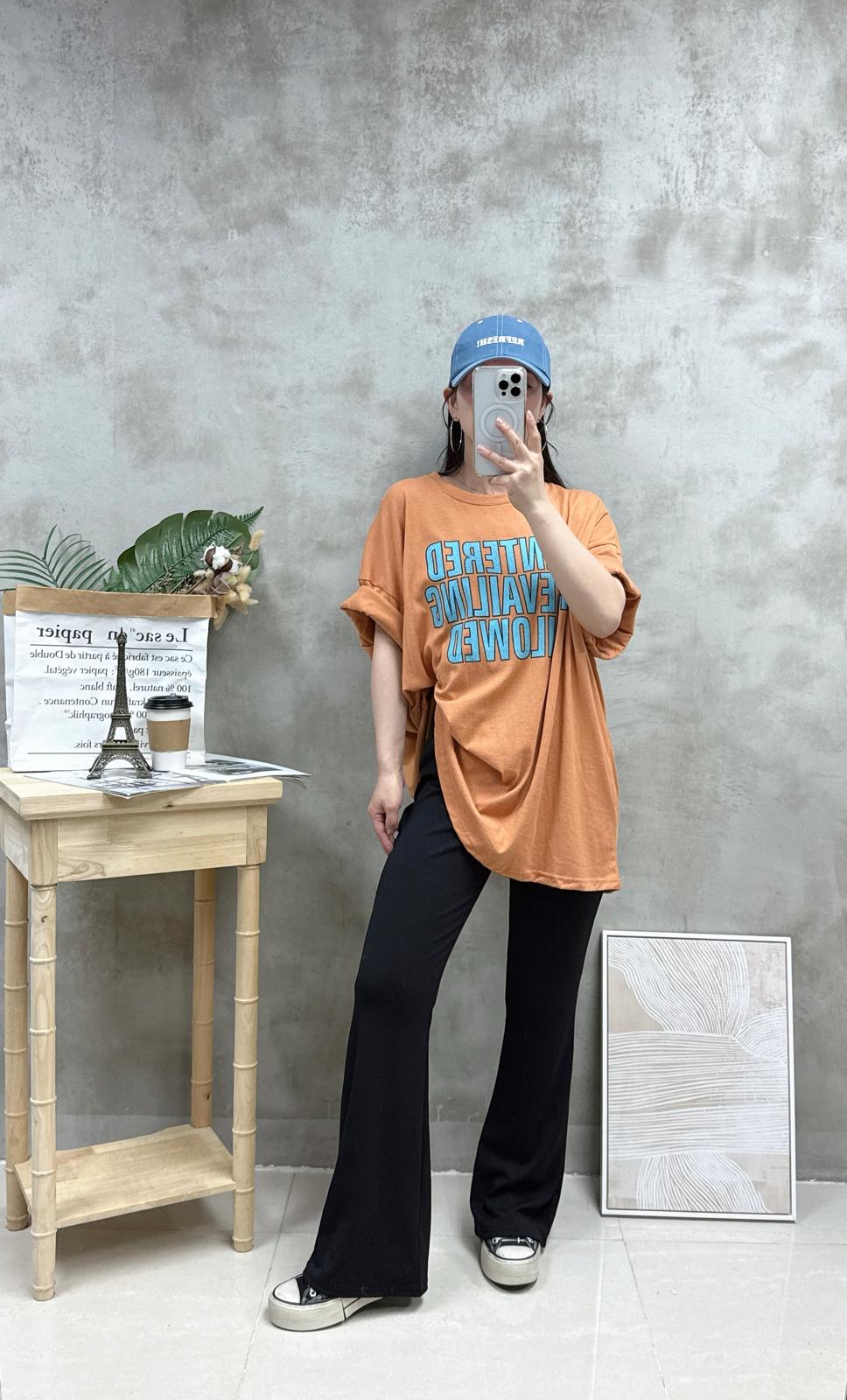 G04 擦色英文字Tee