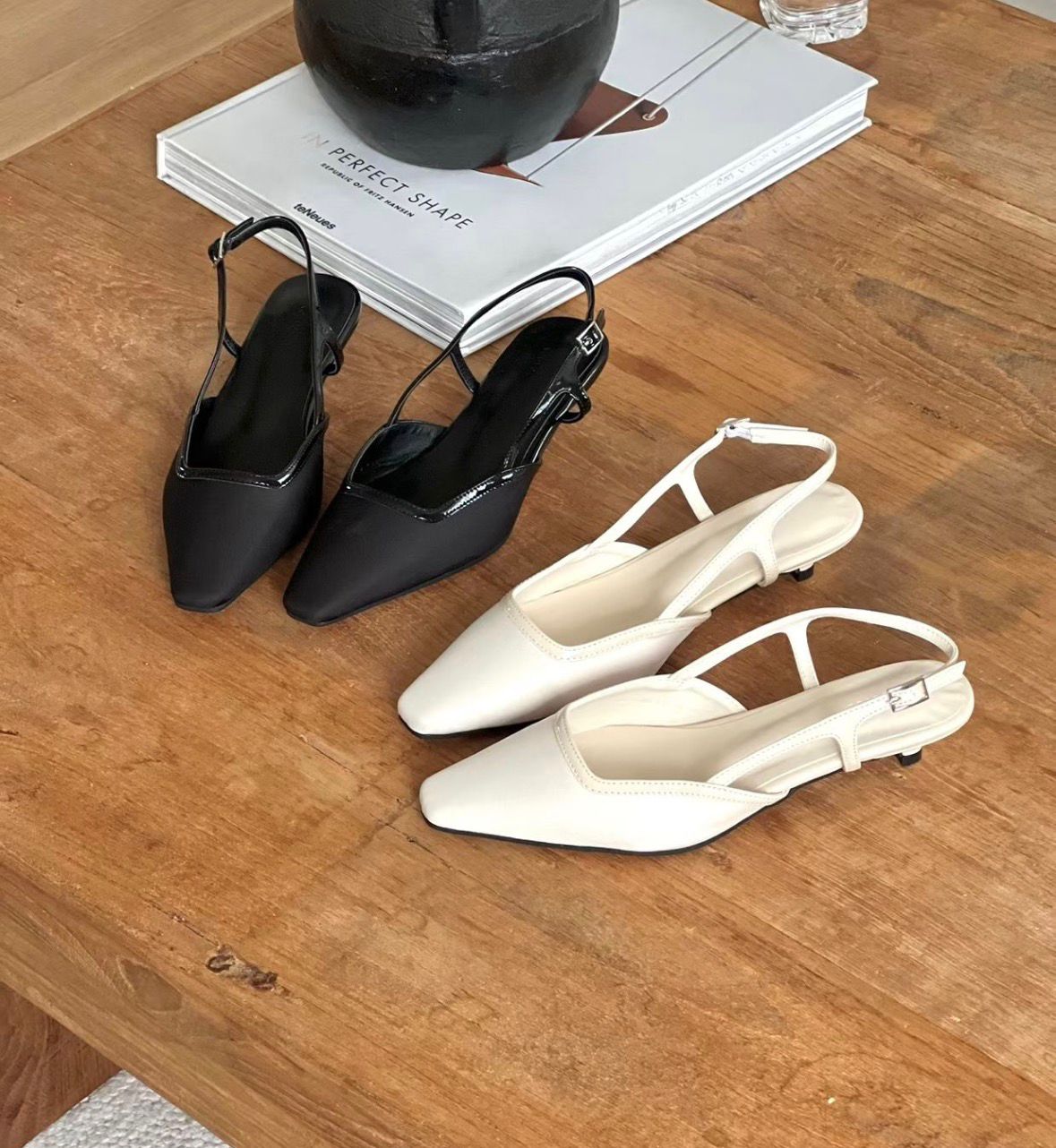 【百搭舒適】微珠光緞面尖頭鞋