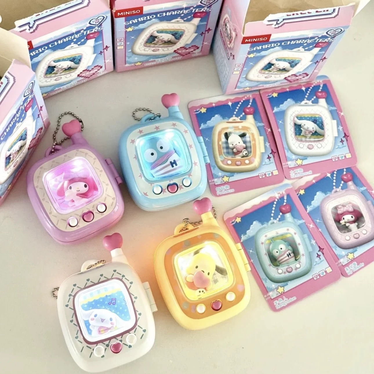 Monchhichi（蒙奇奇）Tamagotchi 拍卡發光八達通