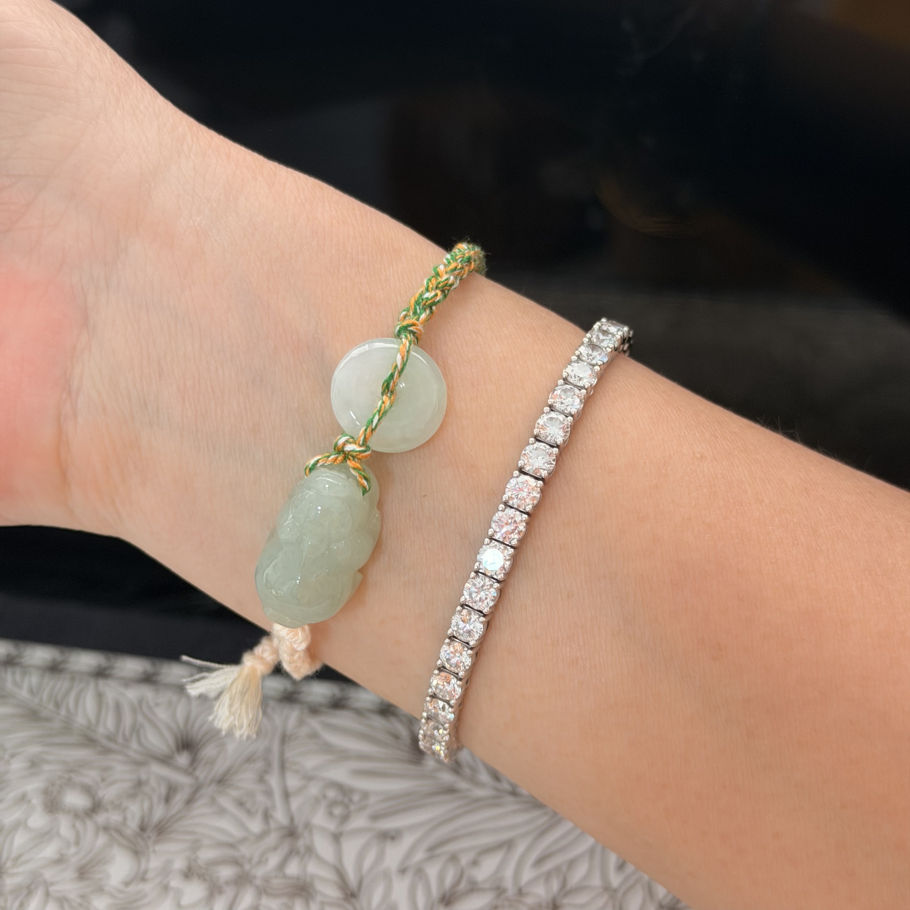 天然翡翠貔貅+平安扣襯手绳