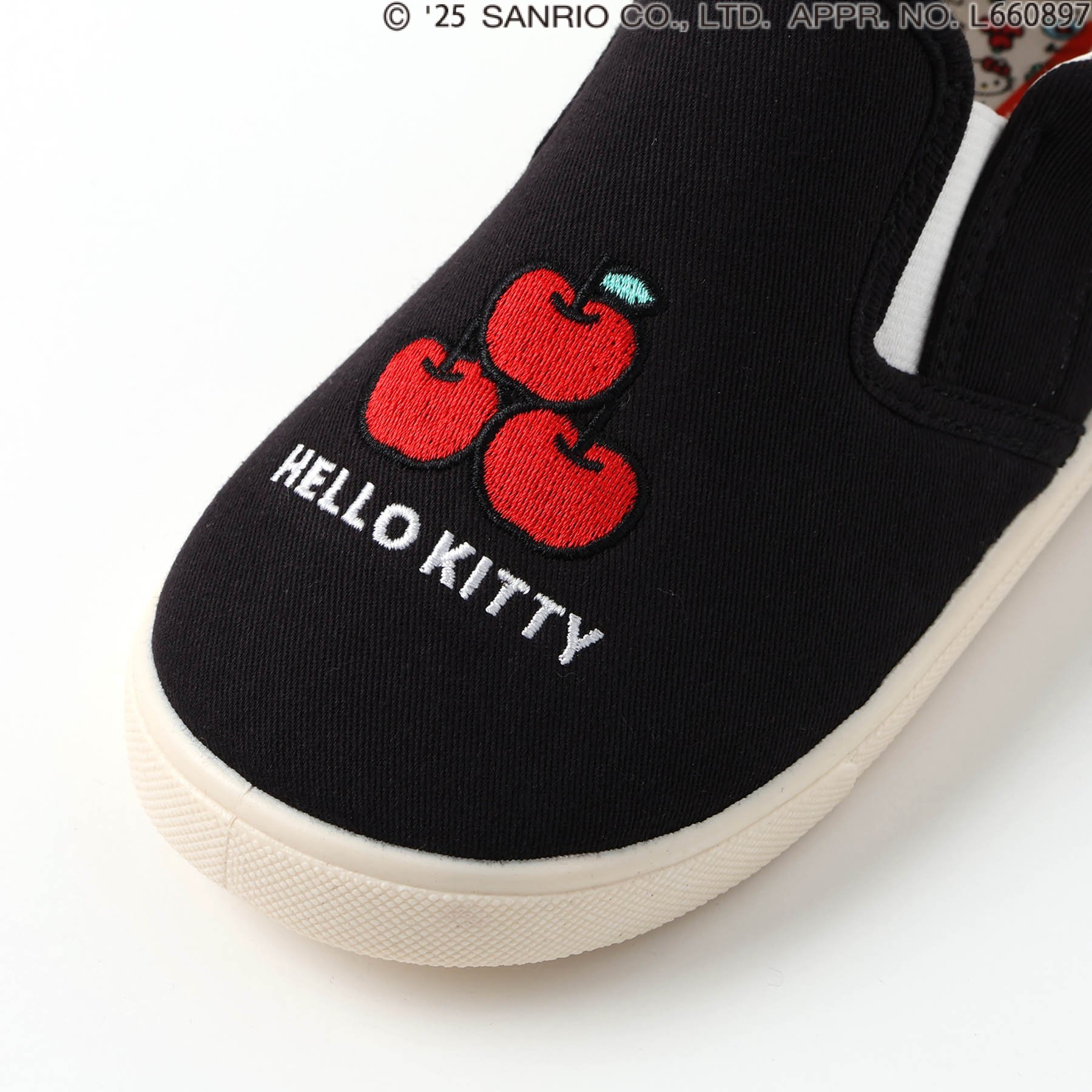 日本直送 Breeze & Hello Kitty 女童帆布鞋  16cm & 18 cm