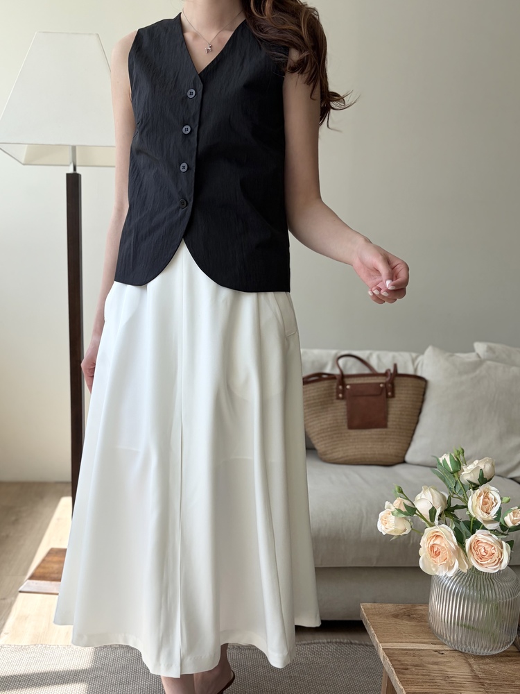 Front-Slit Midi Flare Skirt (Ivory)