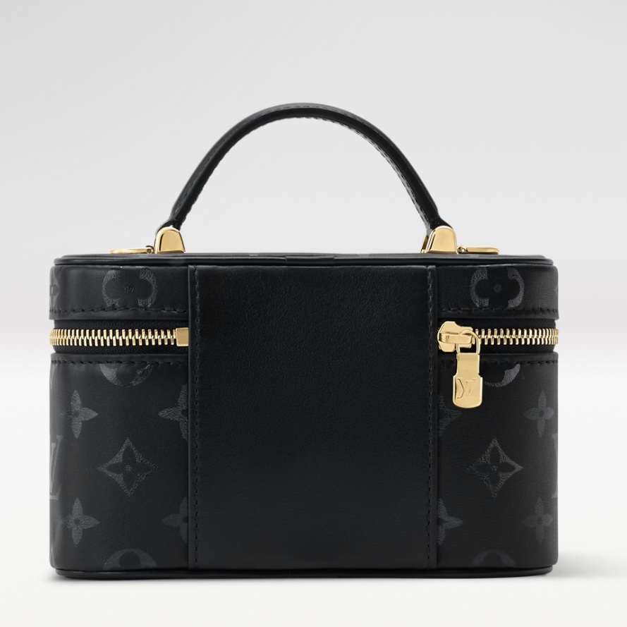 Lv Vanity Chain Pouch M3A372
