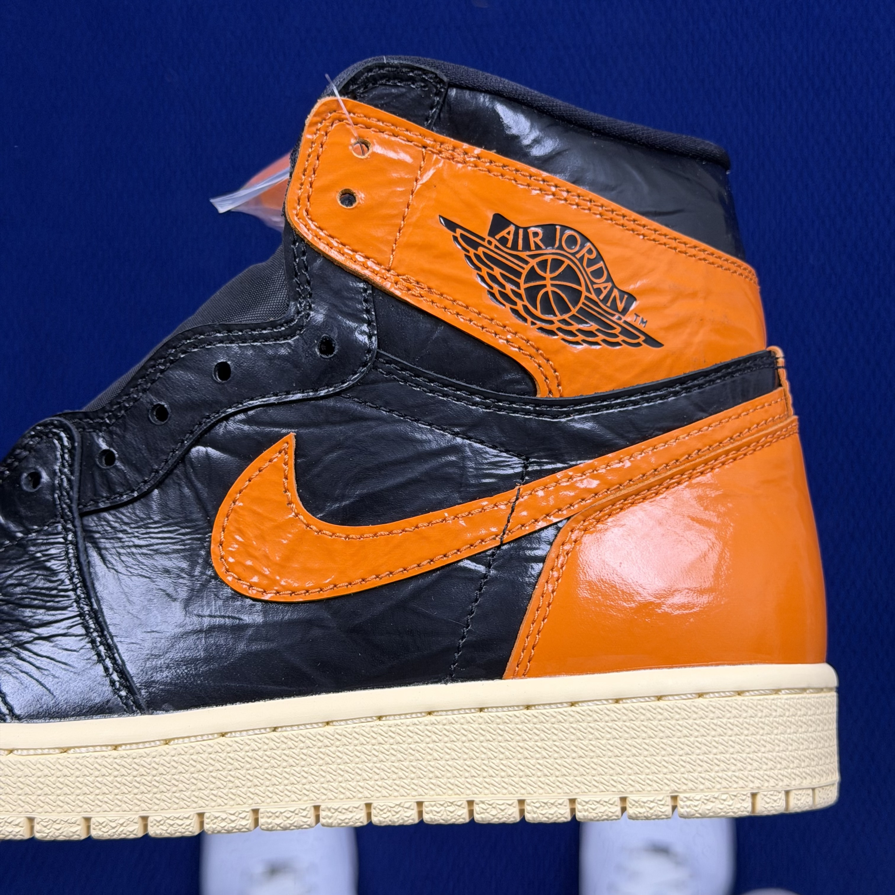 Nike Air Jordan 1 "Shattered Backboard 3.0" 555088-028
