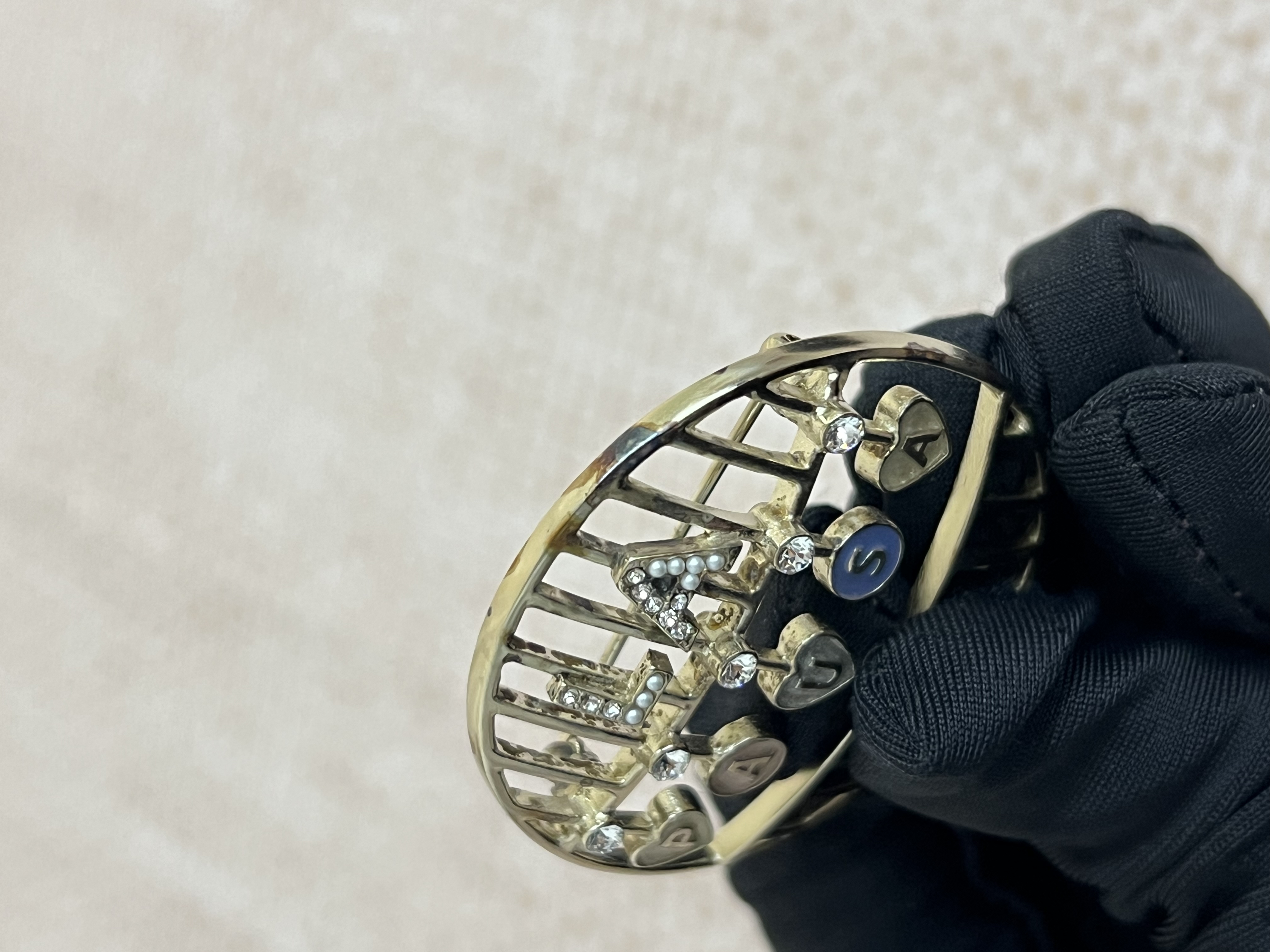 Pre-owned Chanel Pause/ Product Code: 26030205