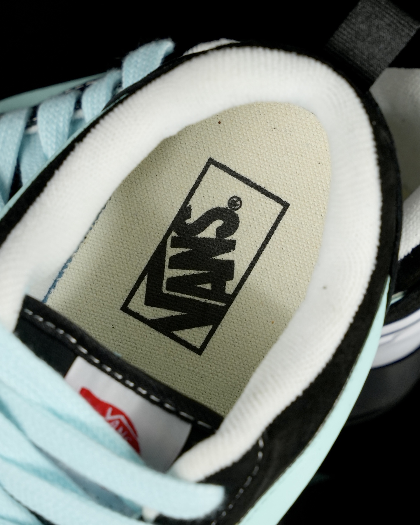 Vans Knu Skool