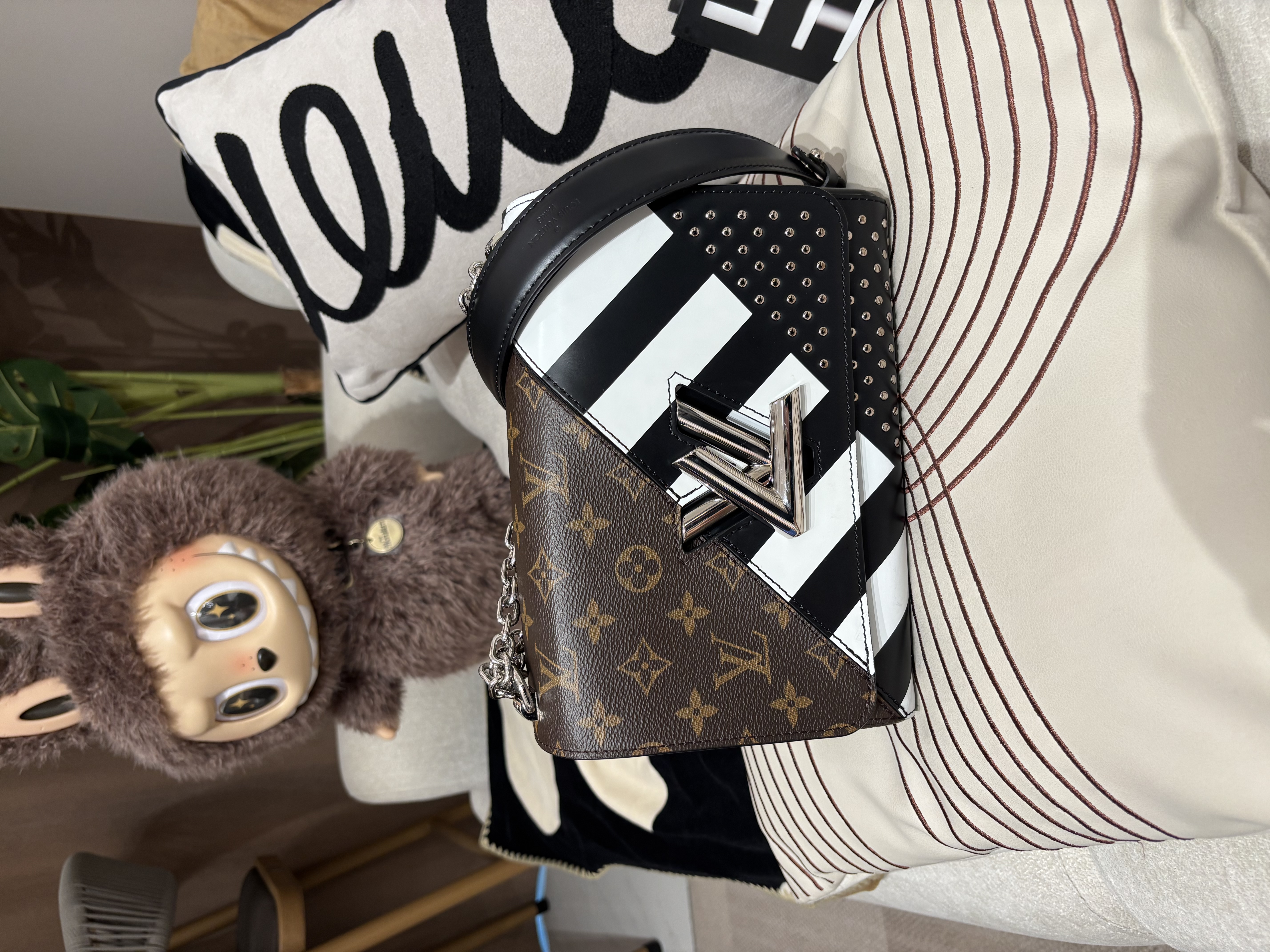 Lv twist mm limited edition 