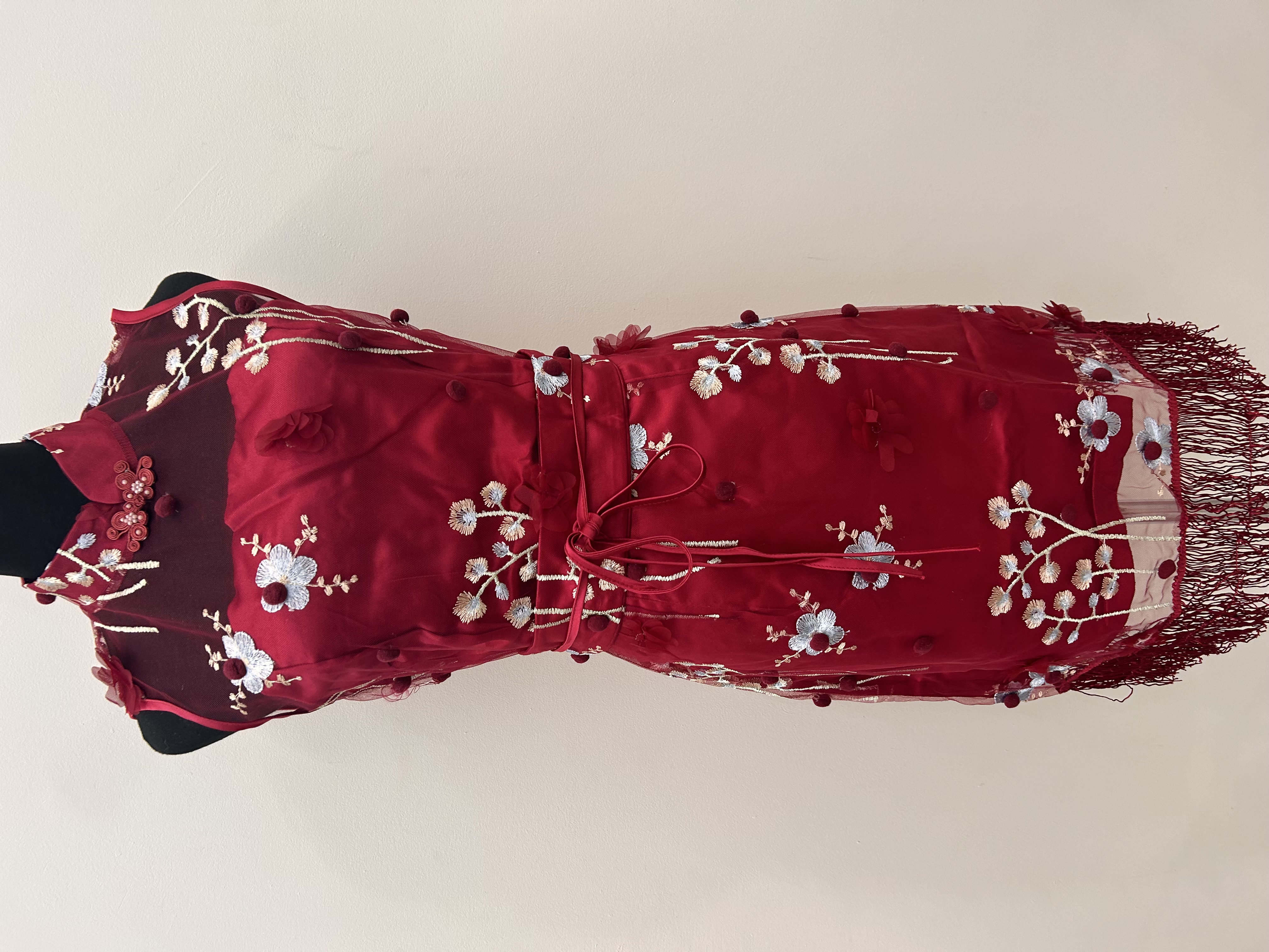 589..WB Lace Sleeveless Flower Qipao Dress