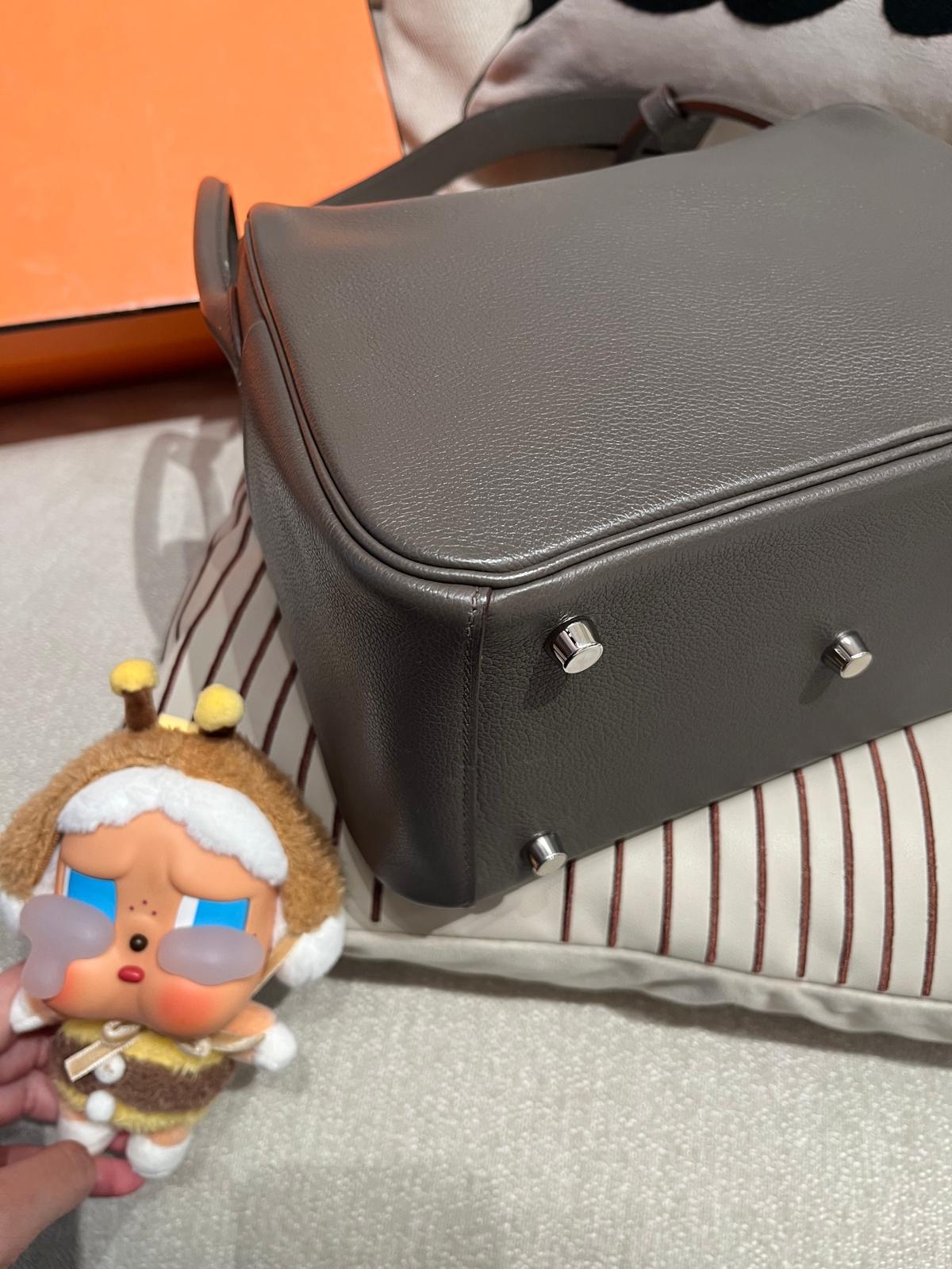 Hermes Lindy 26 Stamp Z Etain 錫器灰 100%Authentic, 95%New ✅收據✅Dust bag✅Box