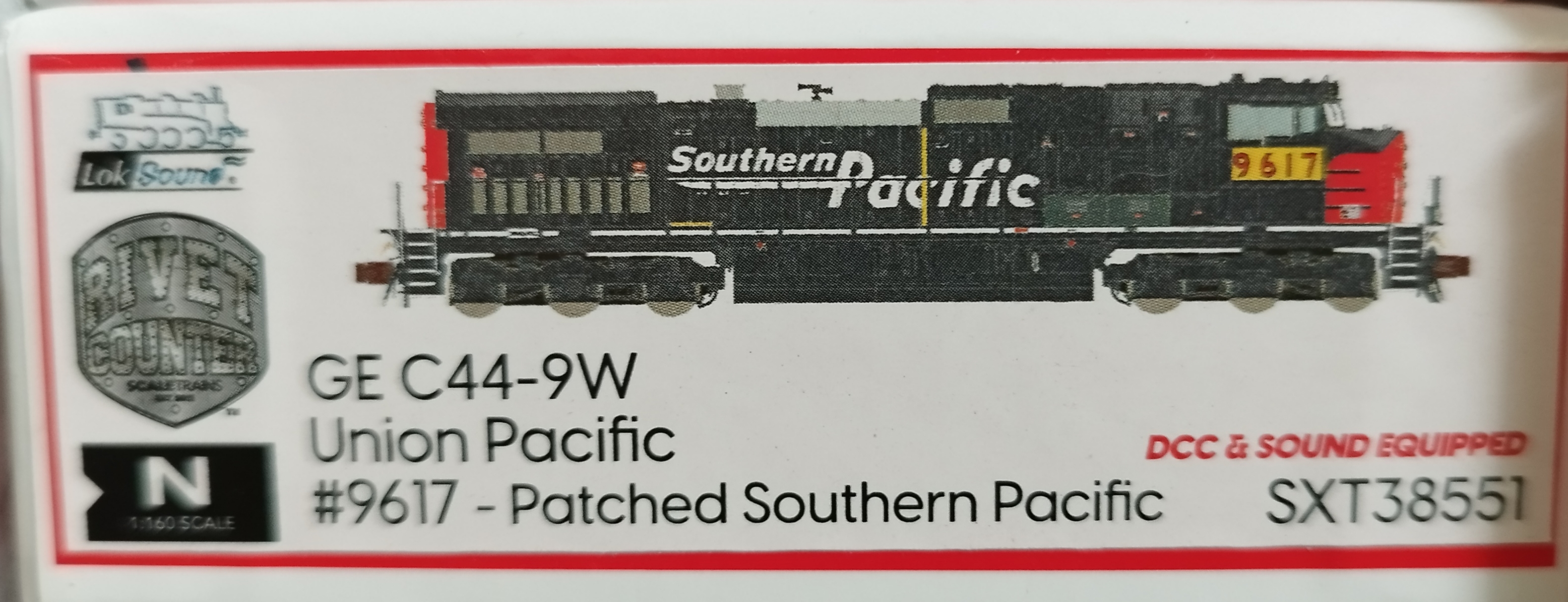 Scaletrains Rivet Counter N Scale GE DASH 9-44CW, Union Pacific/ex-Southern Pacific #9617 Speed Lettering Patch DCC Sound