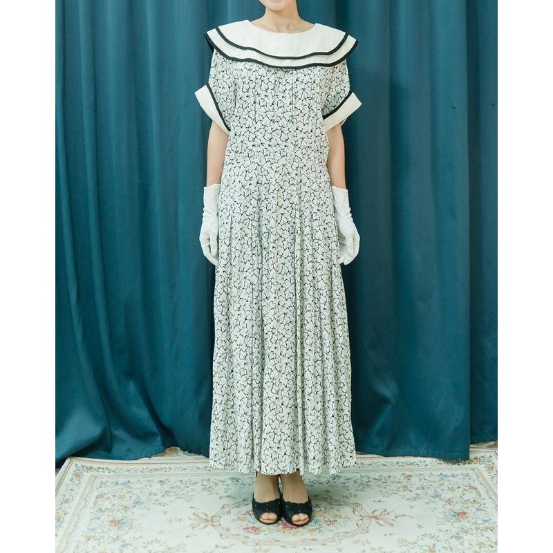 Vintage C.a. 1980s Nancy Johnson Made in Hong Kong Black & White Patter and Trim Wide Collar Day Dress-Fit size M-L(Na0785)