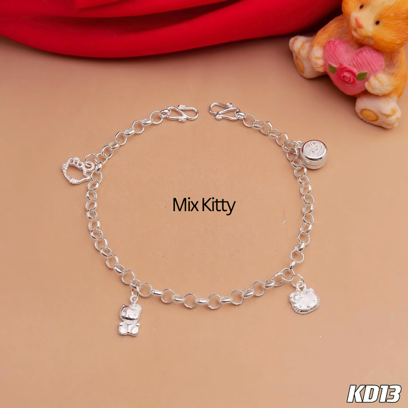 KD 13 各种凯蒂猫吊坠 Mix Hello Kitty