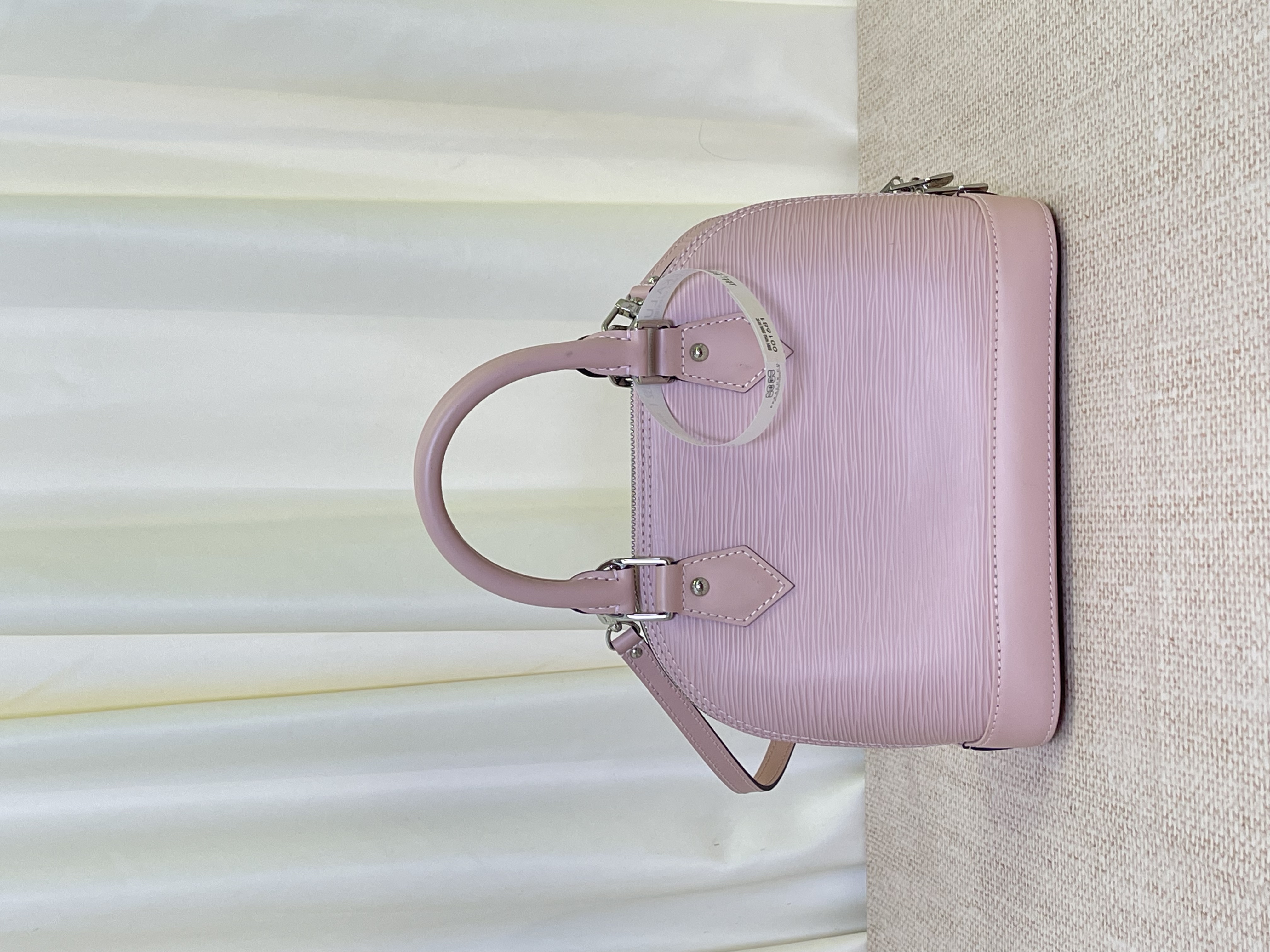 Pre owned Louis Vuitton Epi Alma BB / Product Code: 26031103