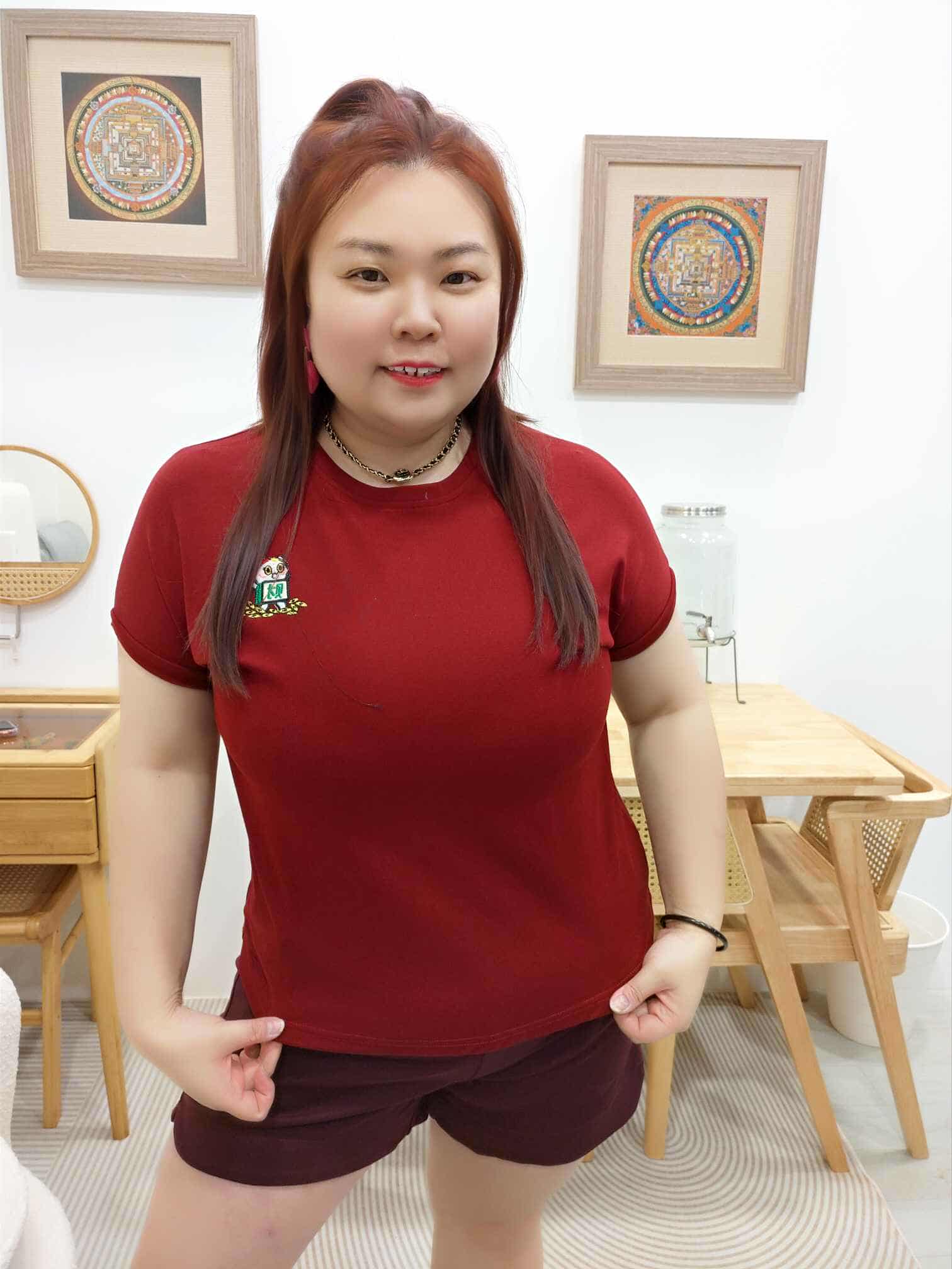 OTA02 23423 刺绣发财猫上衣