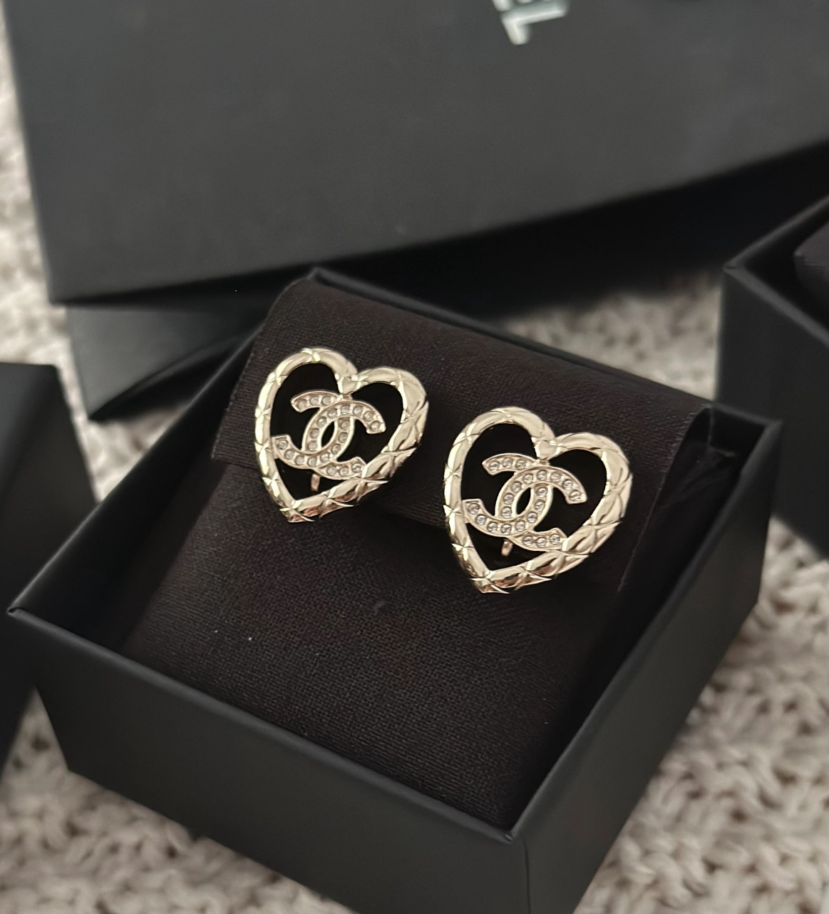 預訂❣️ Chanel 心心水鑽耳環