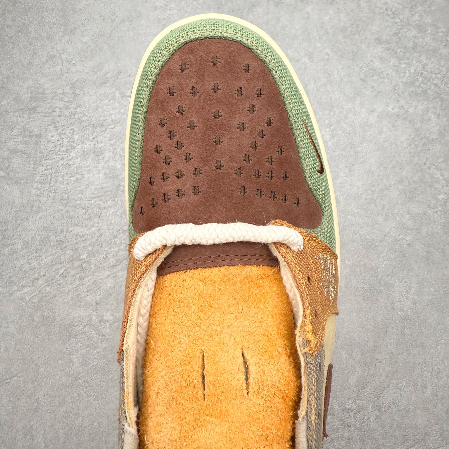 Zion Williamson x Air Jordan 1 Retro Low OG "Voodoo" DZ7292-200