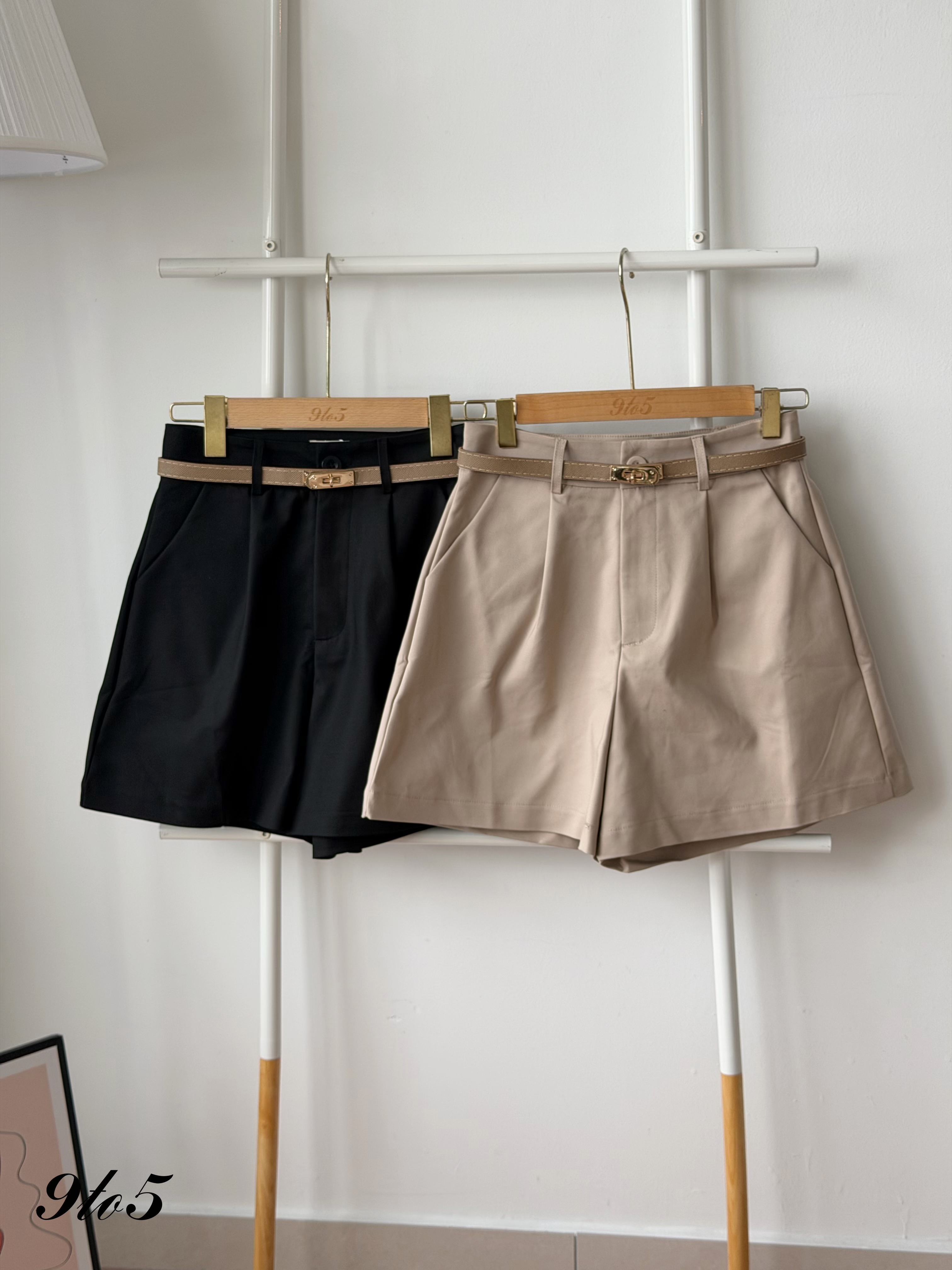 S2015 A Line Short Pants - Black & Khaki