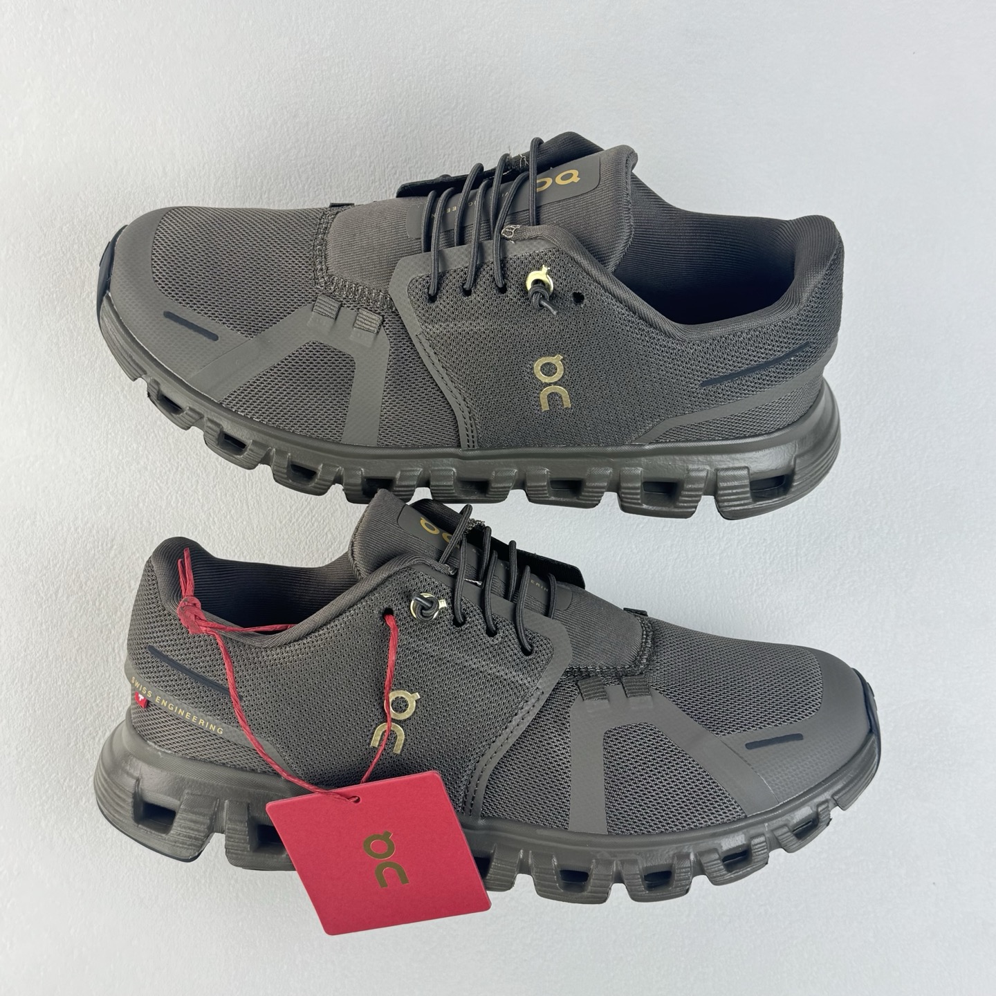 On Cloud 6 "Year of the Horse" 