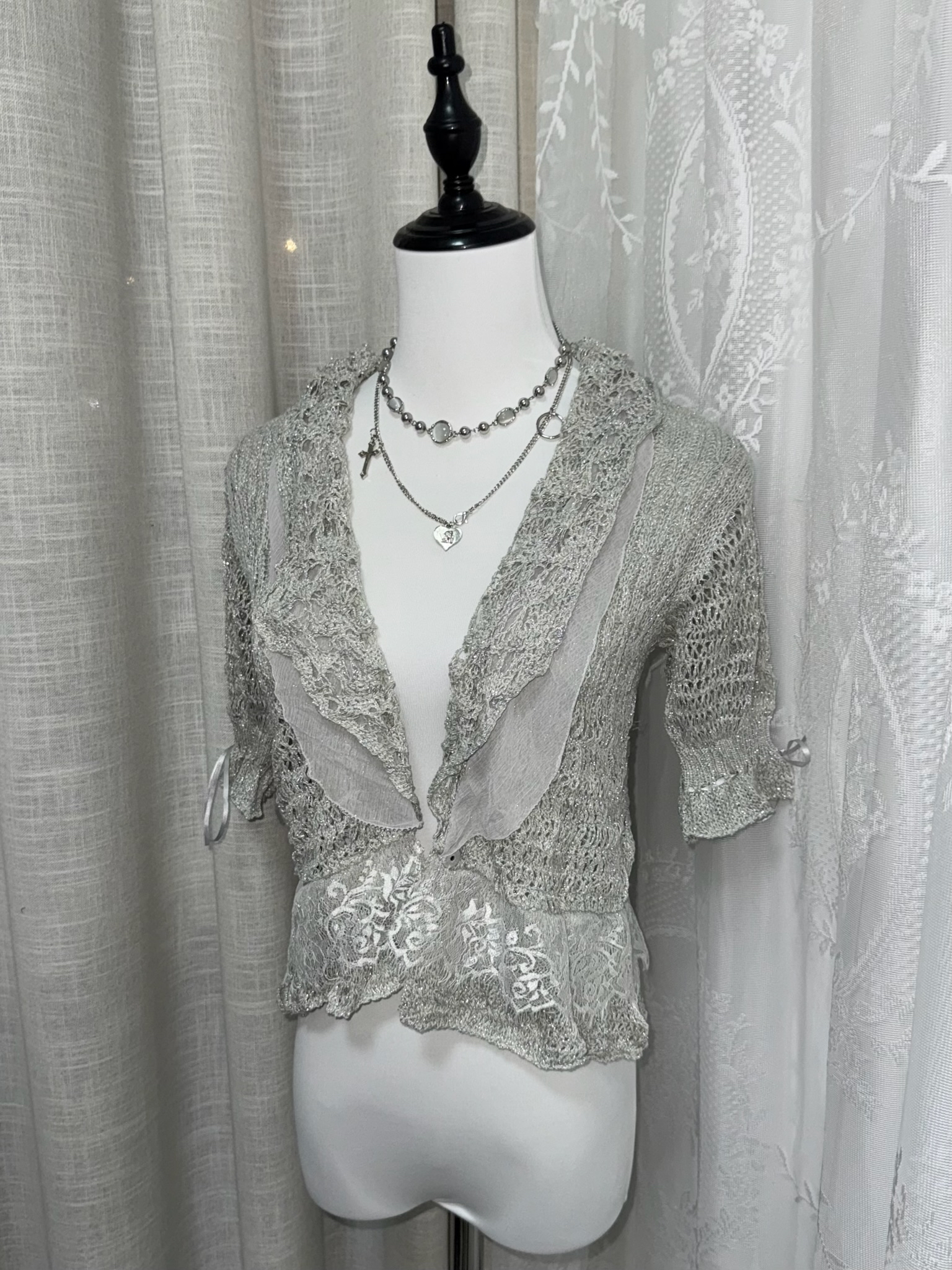 Vintage Mori Silver Ruffled Lace Bolero Shrug