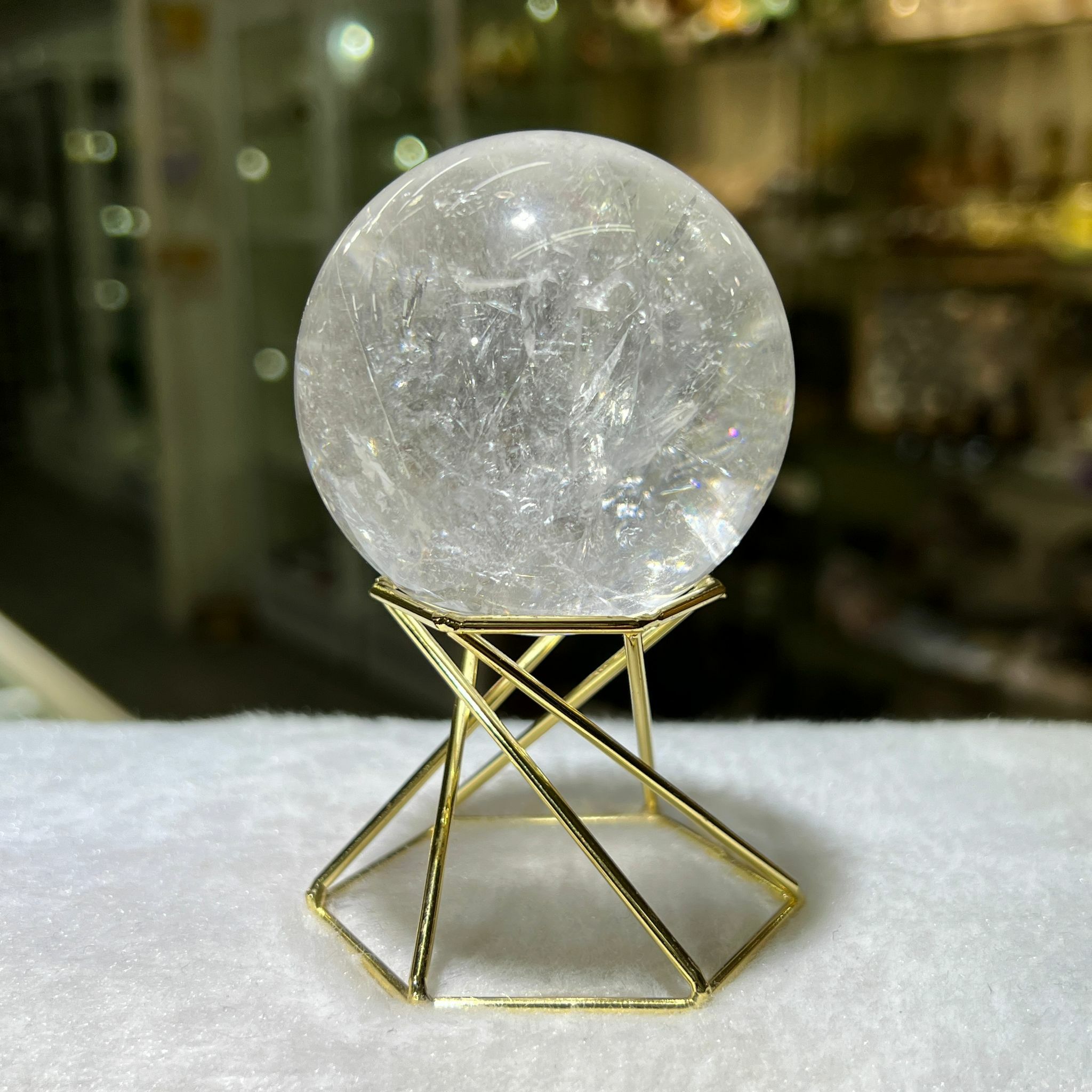 白水晶 球 - 5.6cm+/- (不連座) - 1