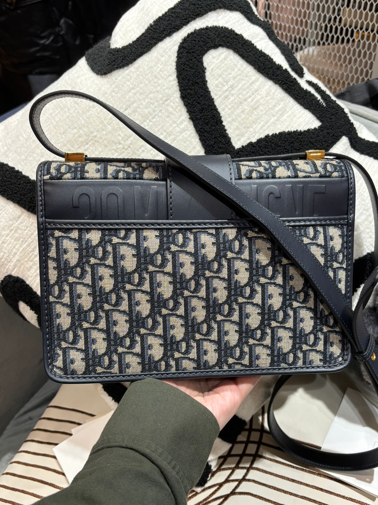 DIOR Oblique 30 Montaigne Shoulder Bag 100%Authentic, 98%New ✅ certificate✅dust bag✅Box