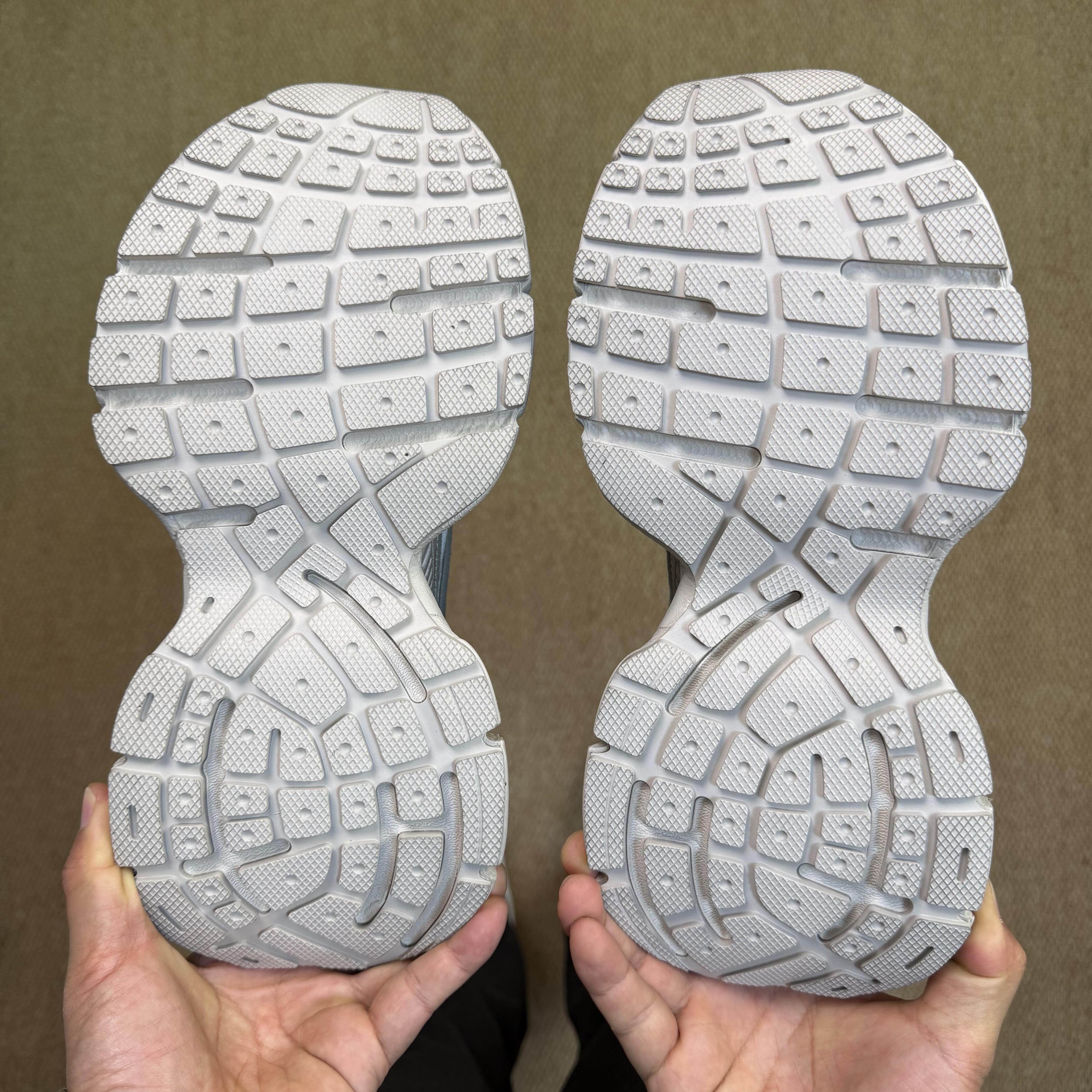 Balenciaga 3XL Sneakers 