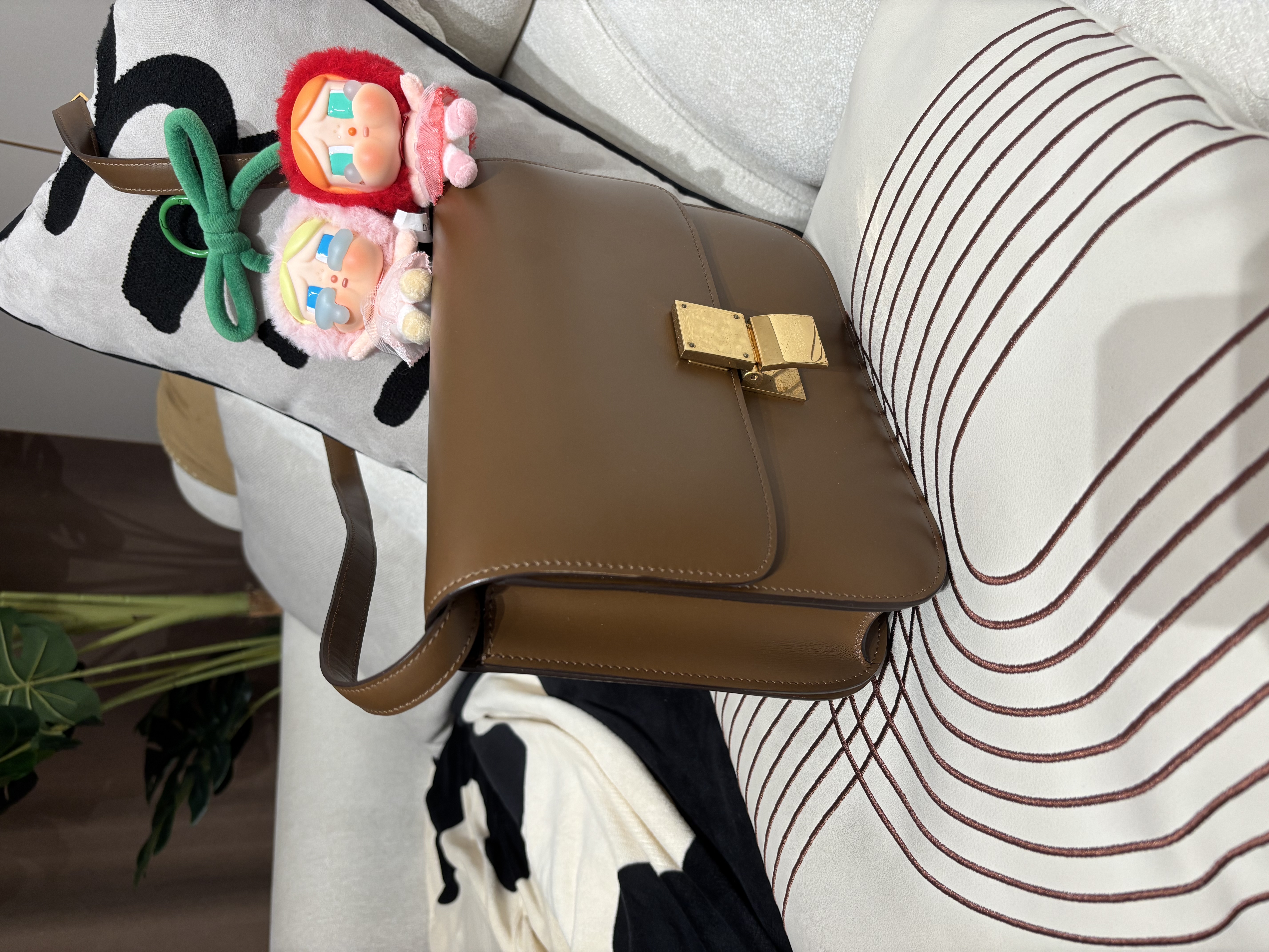 Celine Classic Box Crossbody Bag Calfskin Tan 100%Authentic, 
