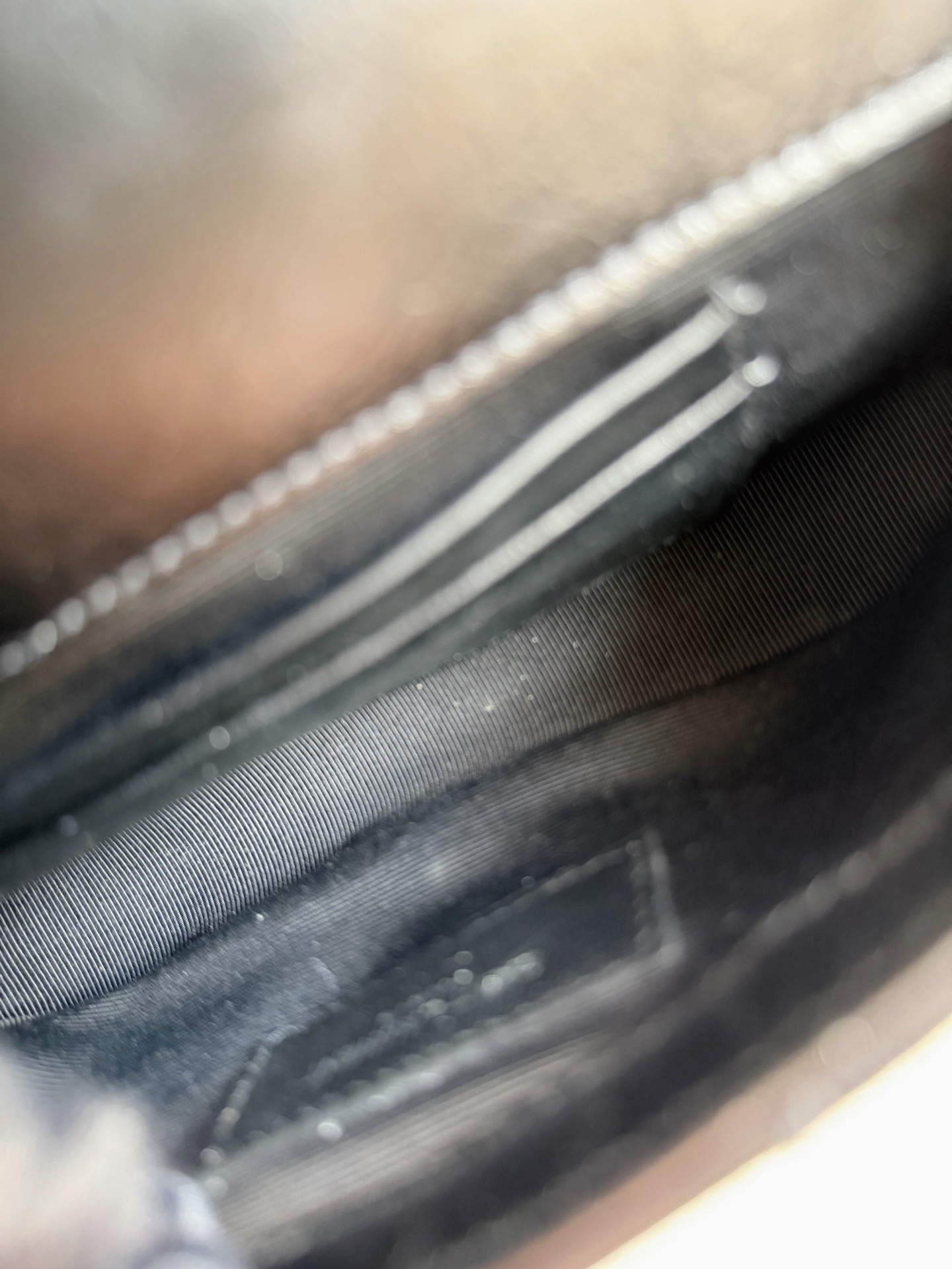 【預訂貨品】YSL黑色mini郵差包