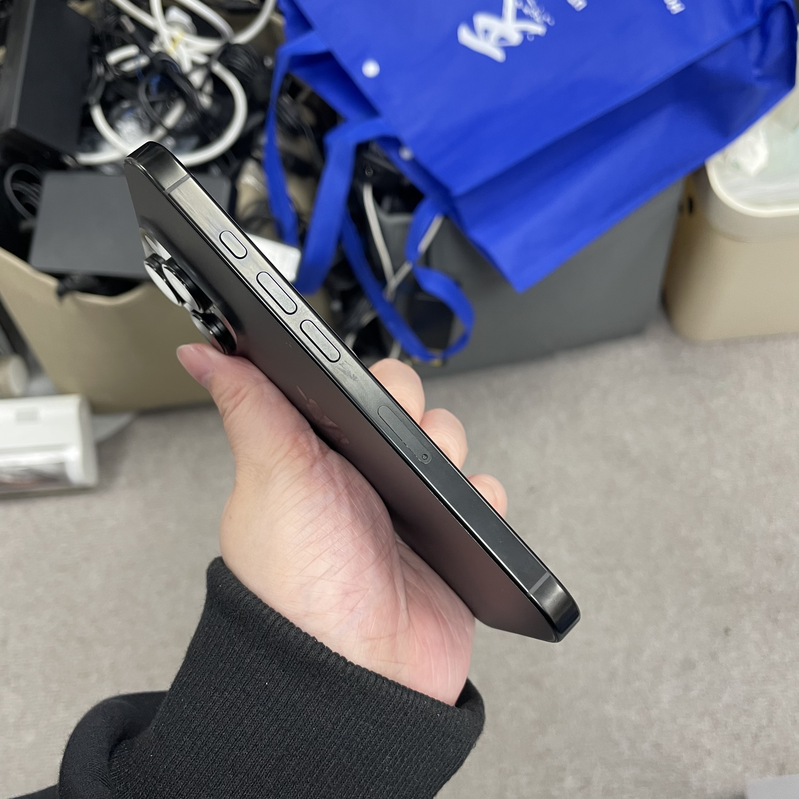 *5944 16 pro 勁靚機 256GB 電100 黑色 black