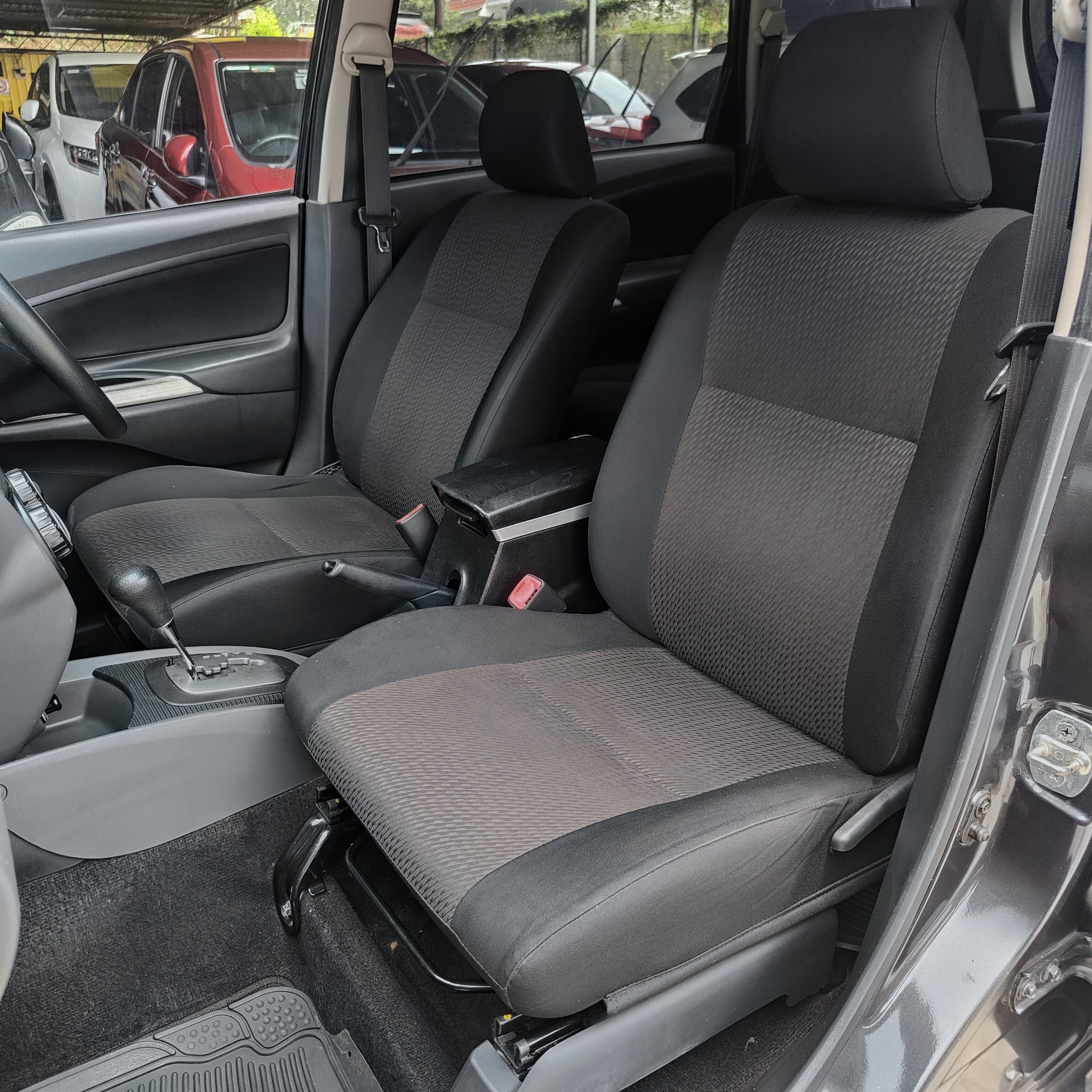 2012 TOYOTA AVANZA 1.5 G 