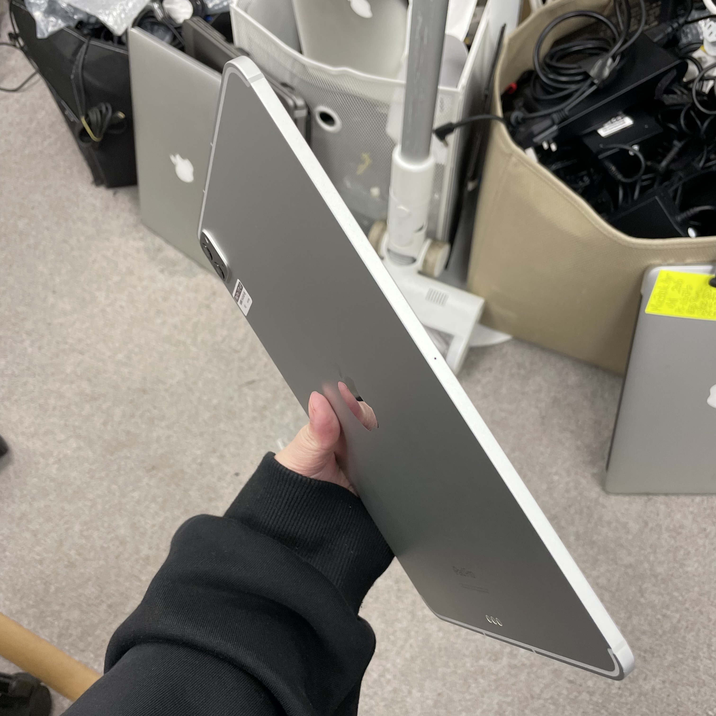 *4765100 iPad Pro 4 11吋 M2 勁靚機 256GB 插卡版 銀色 sliver