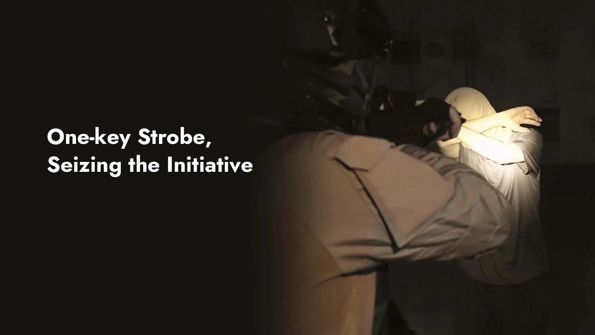 Wuben T4 戰術／執勤手電筒