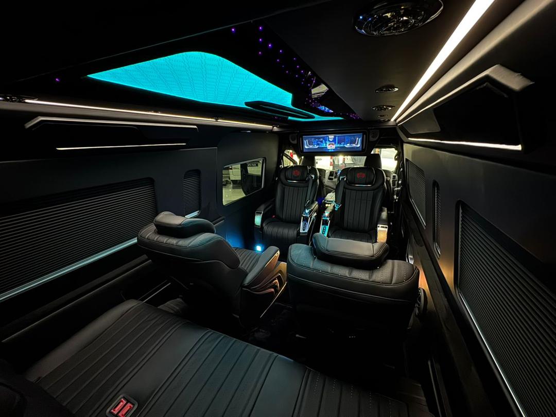 HIACE INTERIOR SIDE BOARD