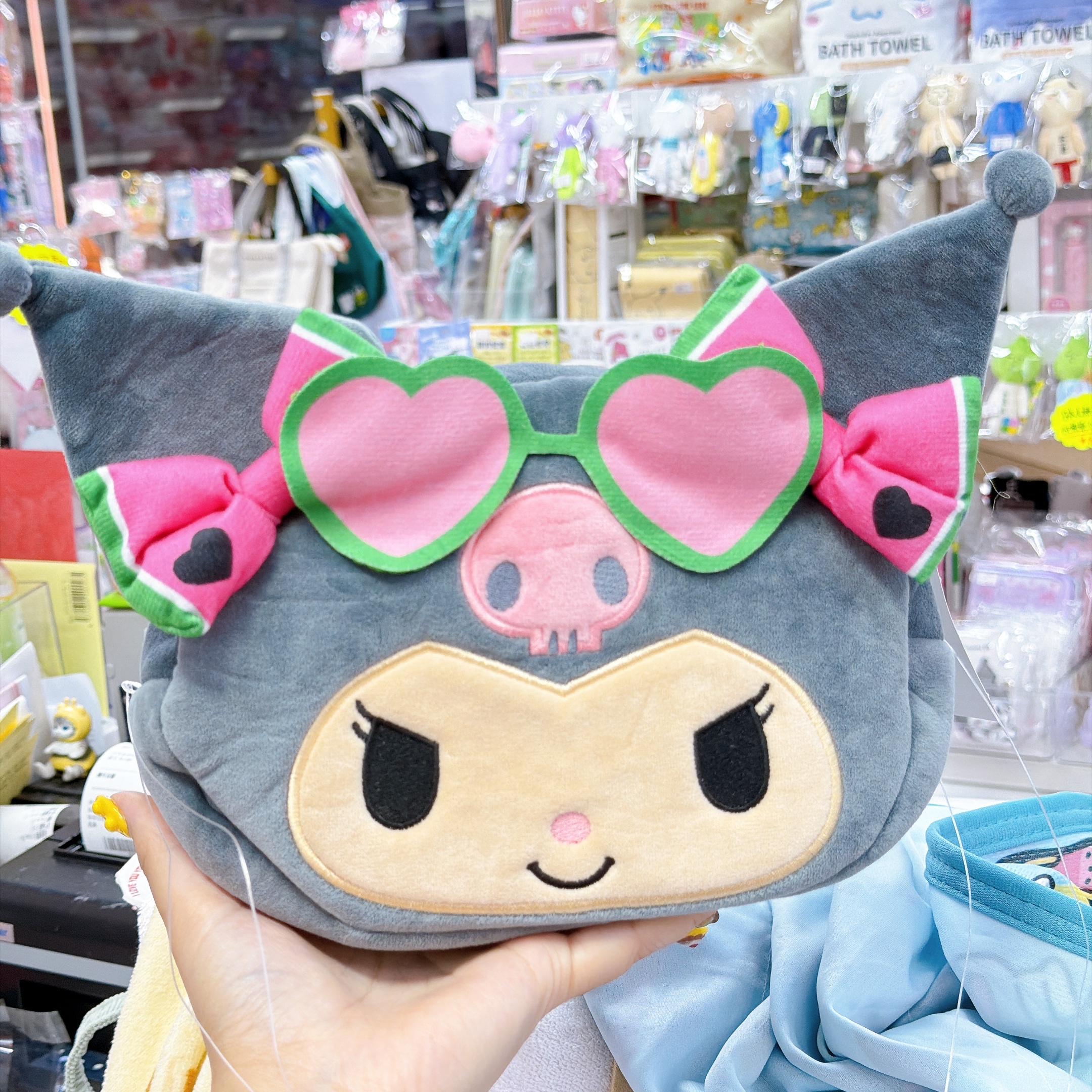 日本直送獨家發售Sanrio Hello Kitty Kurumi黑皮夏天系列新款冷感被140×100 cm附送頭形包包可以收埋入去