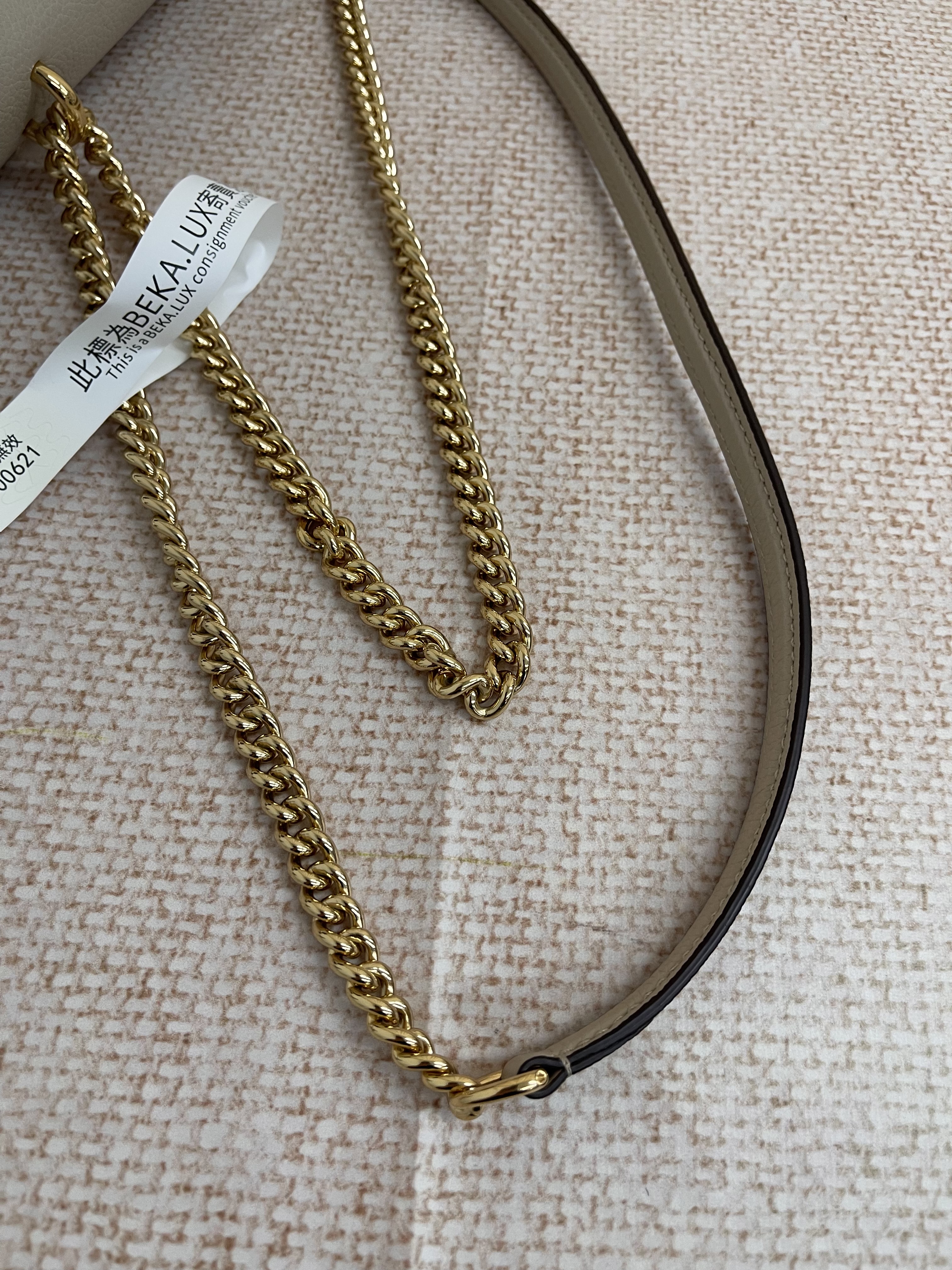Pre-owned Louis Vuitton Mylockme/ Product Code: 26052120