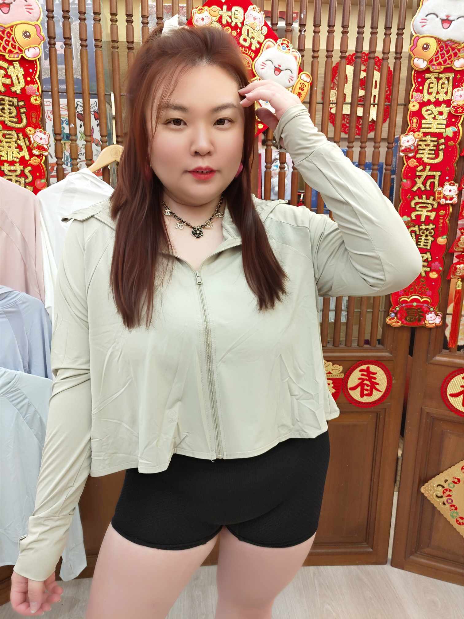 OTE14 FS003 短版连衣帽防晒外套