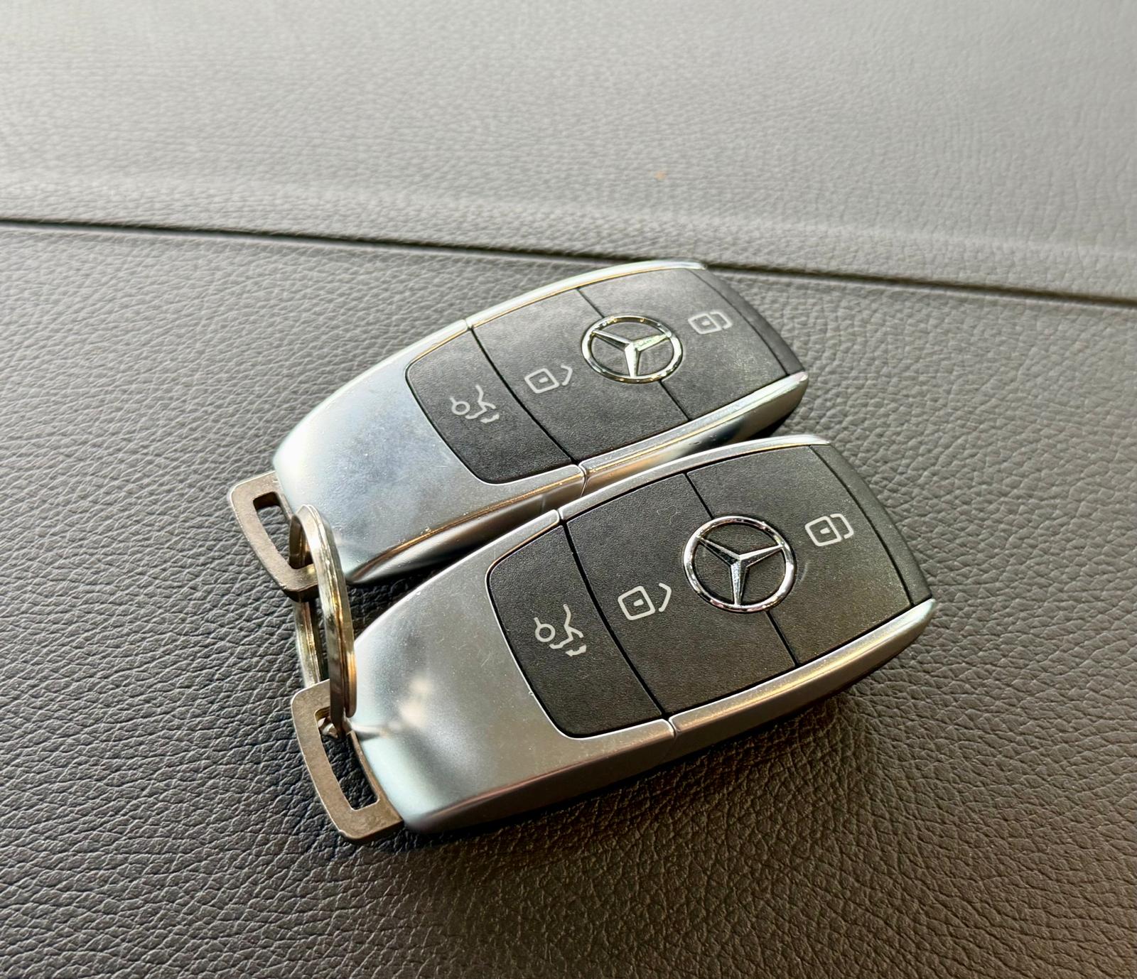 Mercedes-Benz EQA250 AMG 2021