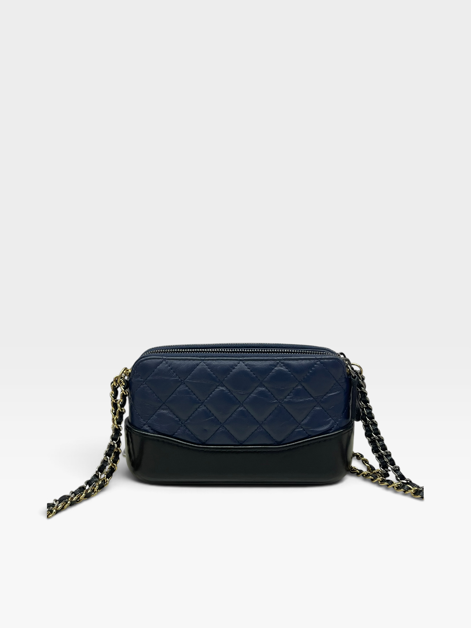 Pre-Owned CHANEL Mini Hobo Bag / Product Code: 090301