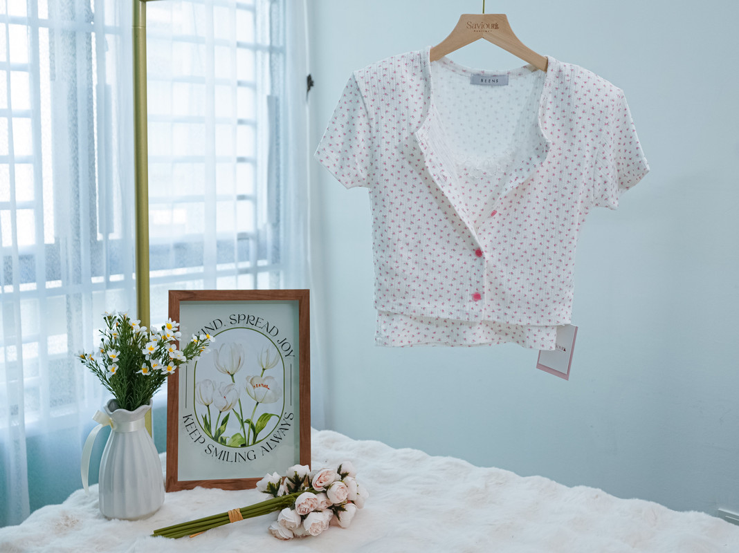 Floral Cami and Buttoned Cardigan Set ‖ 小碎花吊带+短袖开衫两件套 