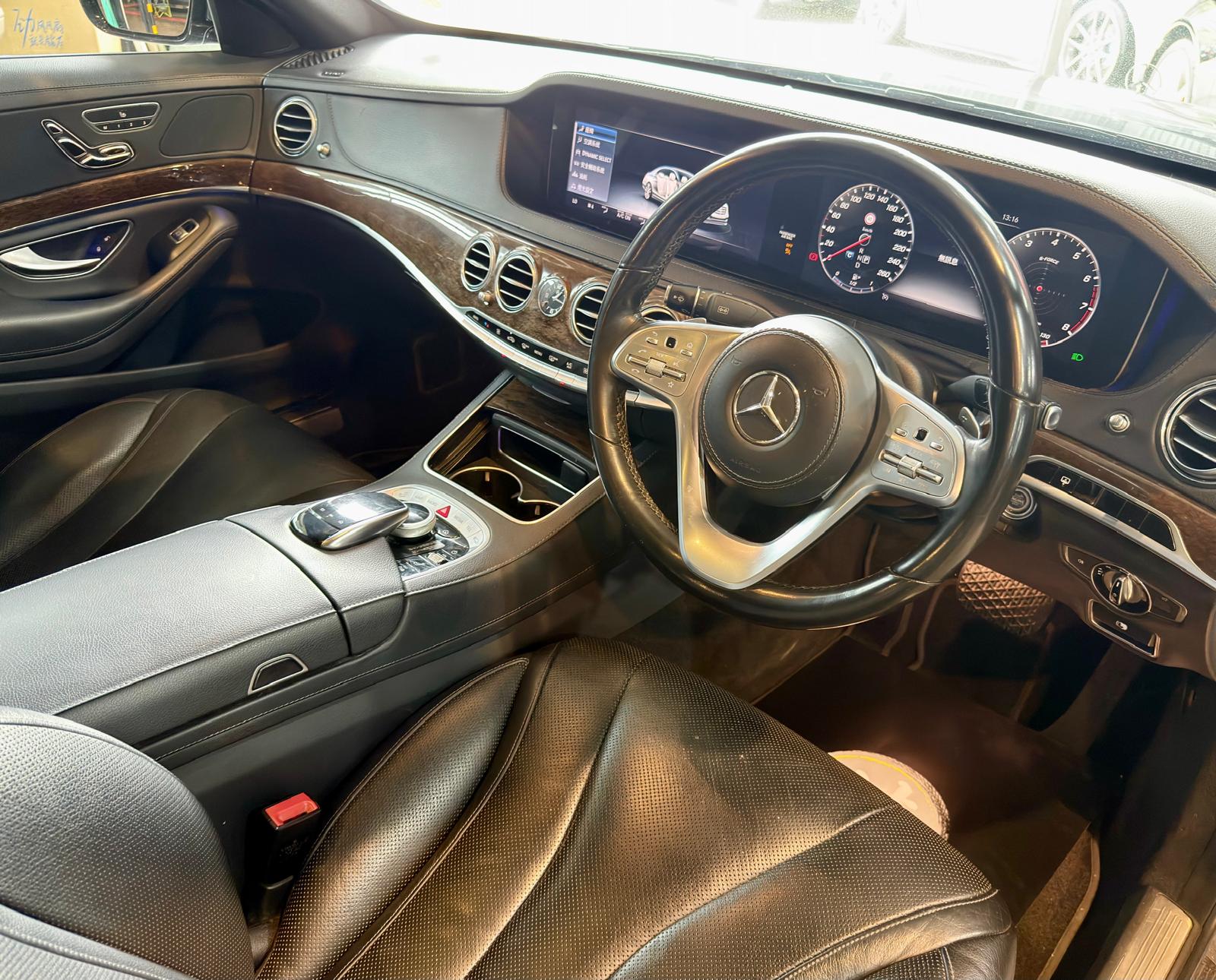 Mercedes-Benz S320 Facelift (V222)