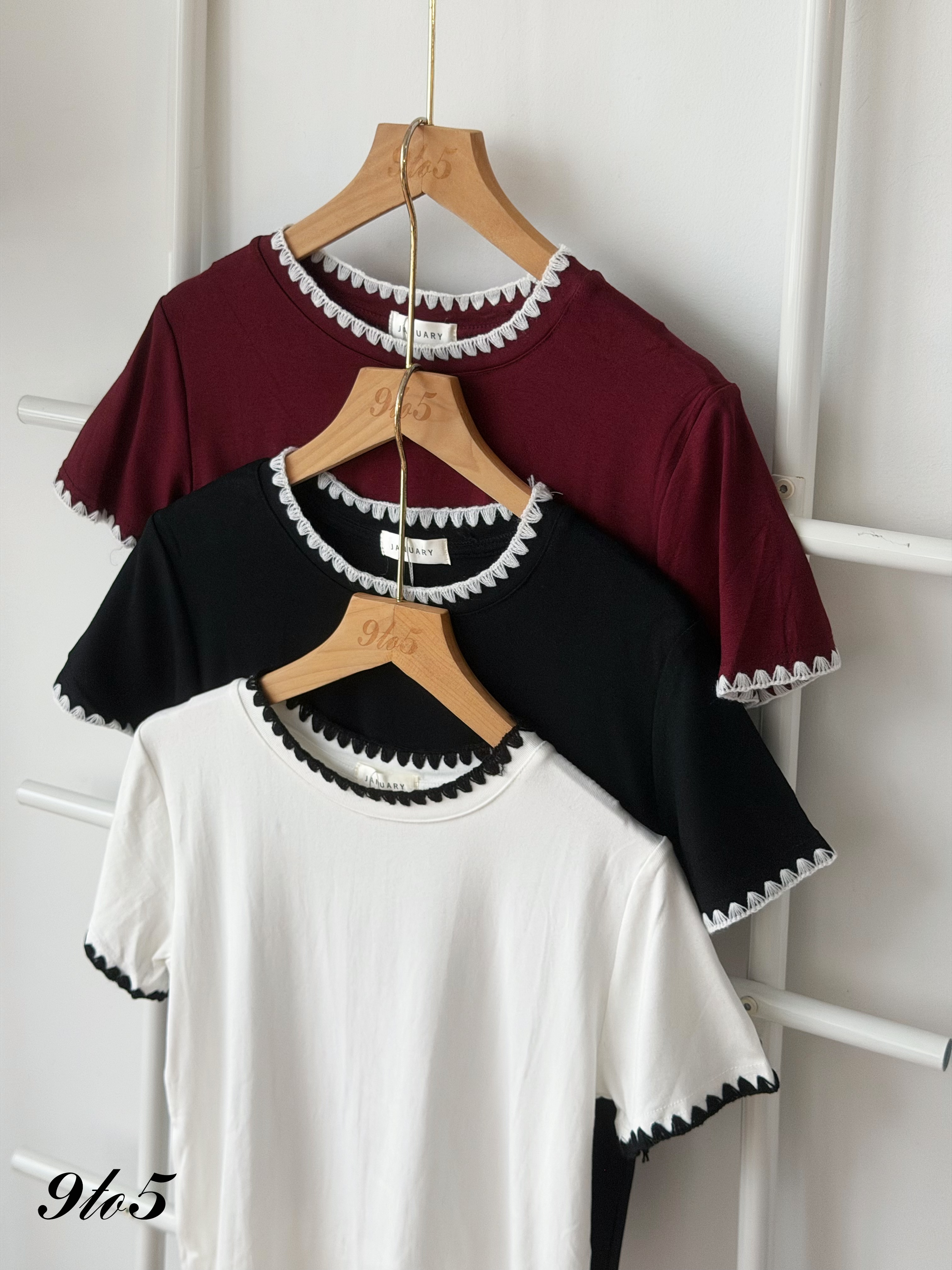 T4502 Contrast Trim Round Neck Top - 3 Colors 