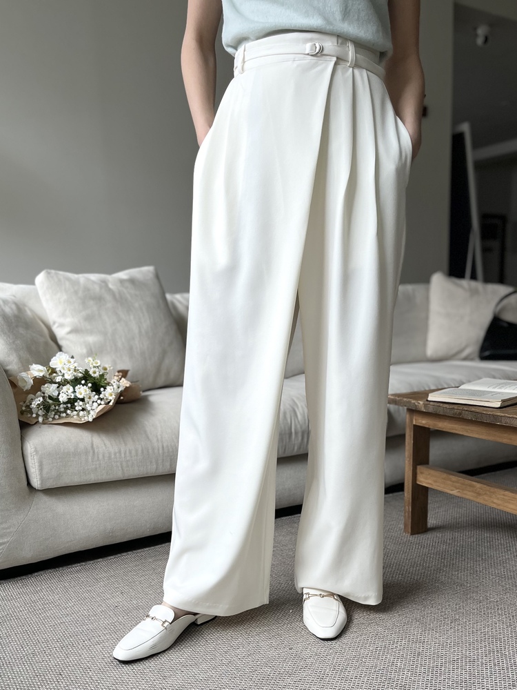 Asymmetric Wrap-Line Slacks (Ivory)